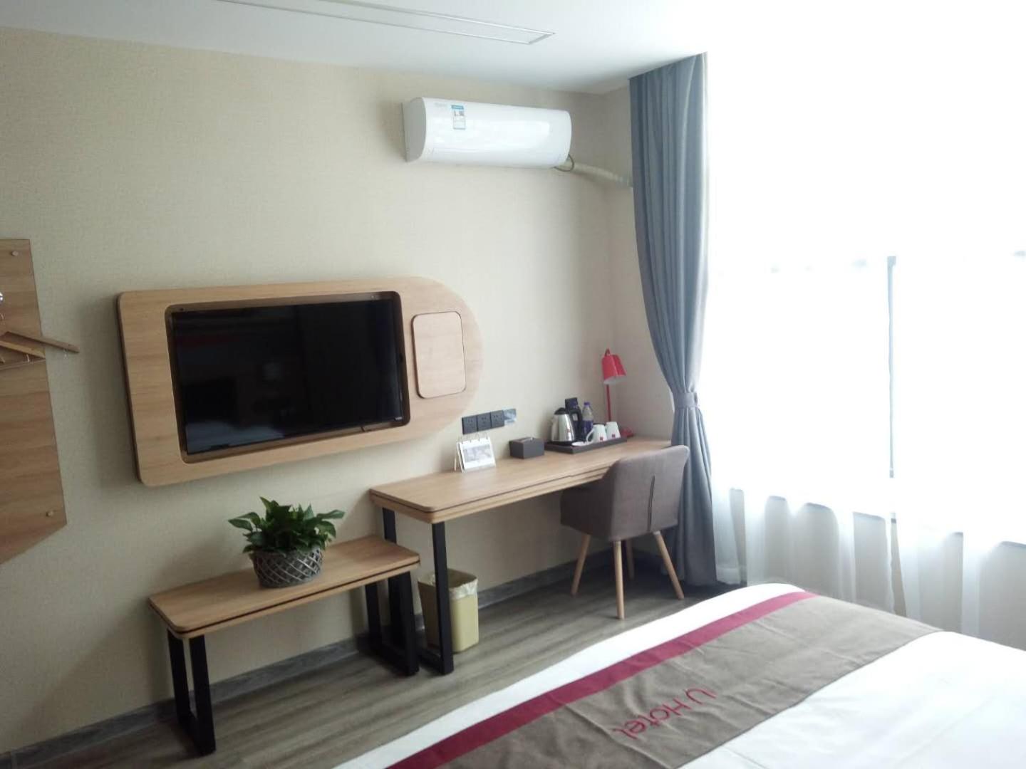Standard Twin Room - Photo 2