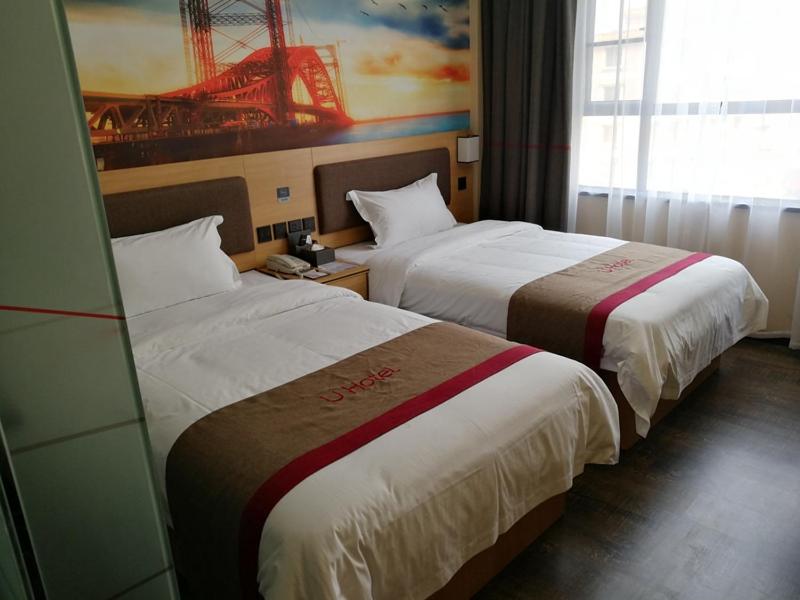Standard Twin Room photo 2
