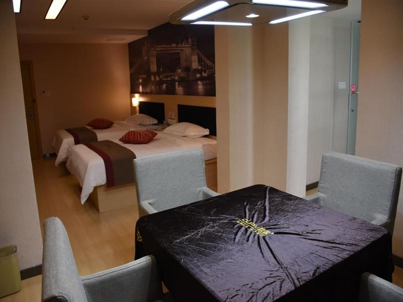 Standard Twin Room photo 3