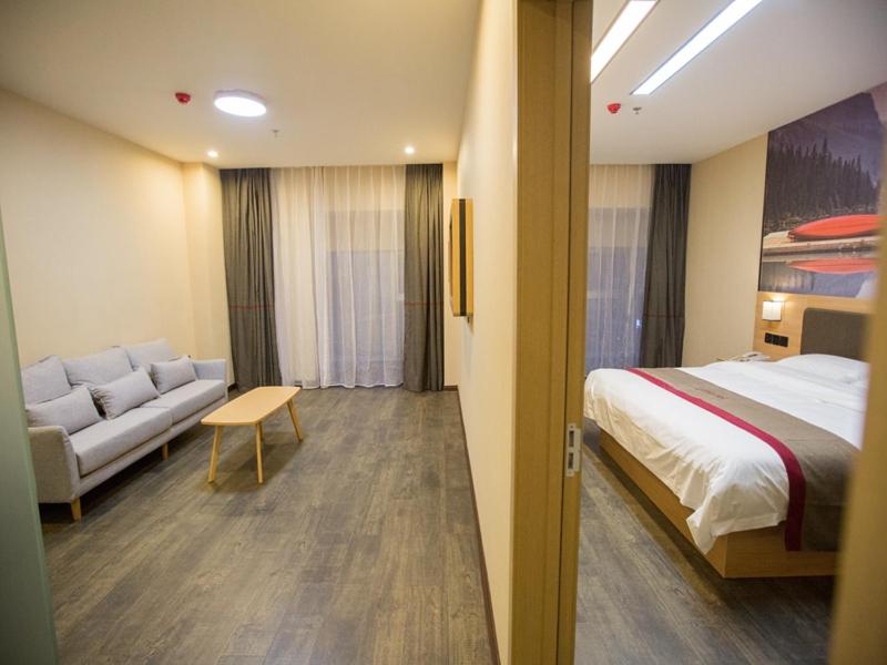 Superior Suite Room - Photo 1