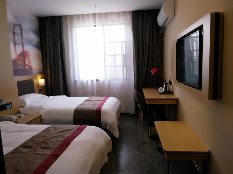 Deluxe Twin Room photo 1