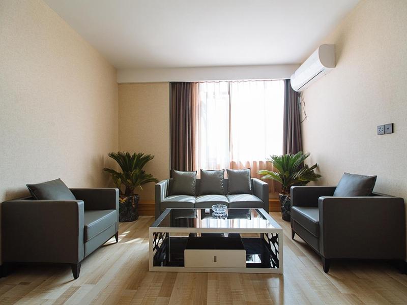 Premier Suite