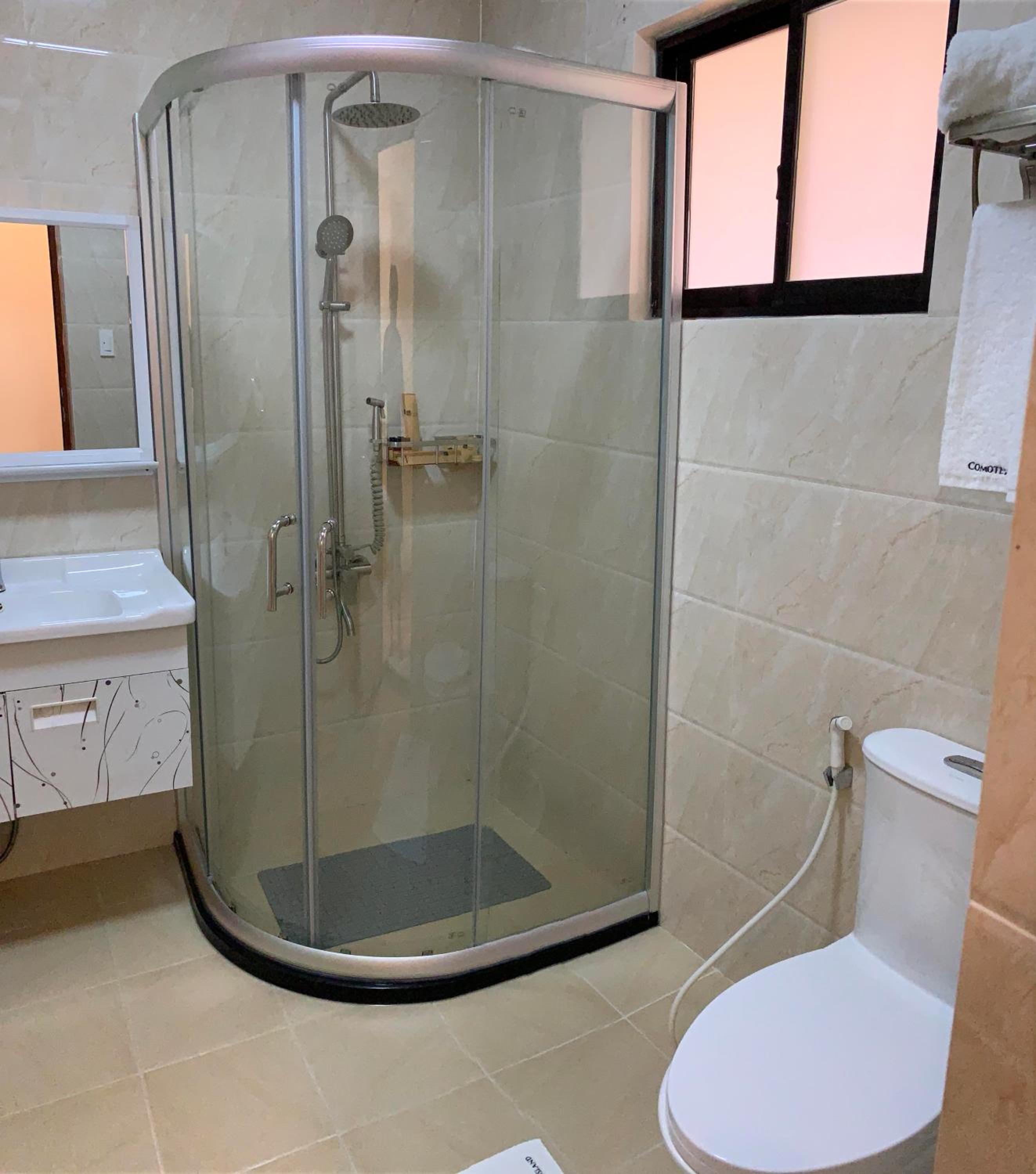 Deluxe Double or Twin Room with Pool Access - Photo 16