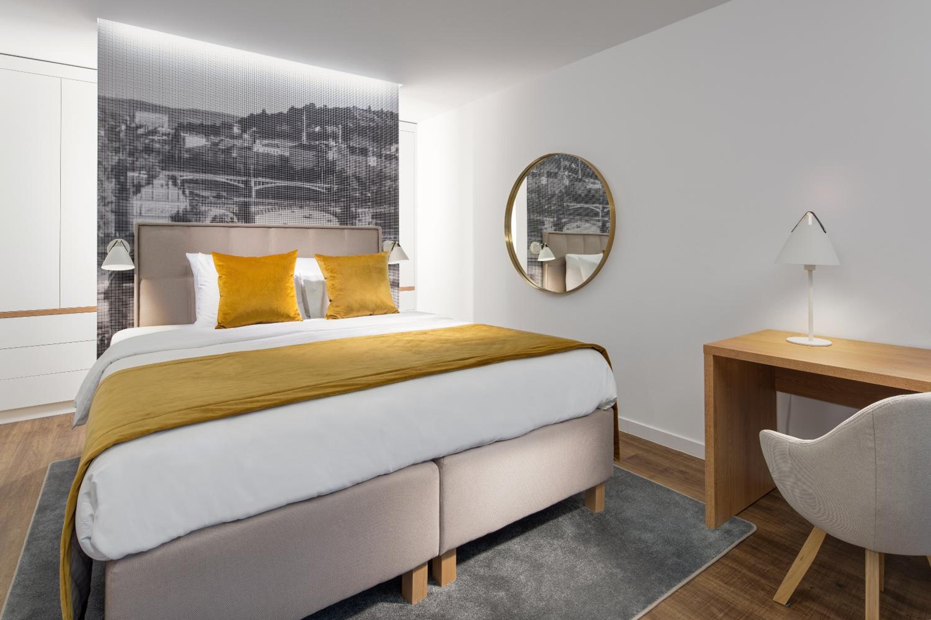 Business One-Bedroom Apartment