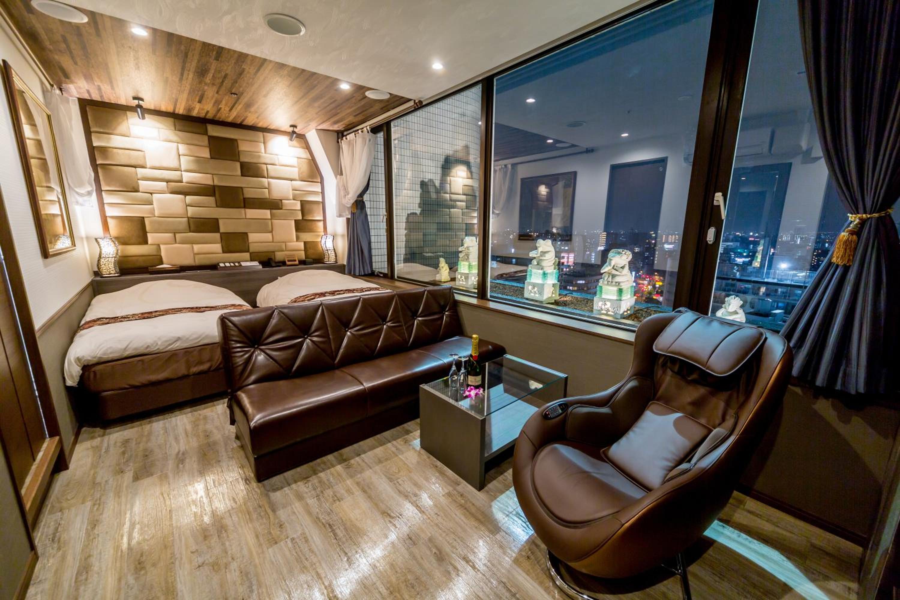 Deluxe Panoramic Twin - Non-Smoking - Complimentary Club Lounge Access photo 3