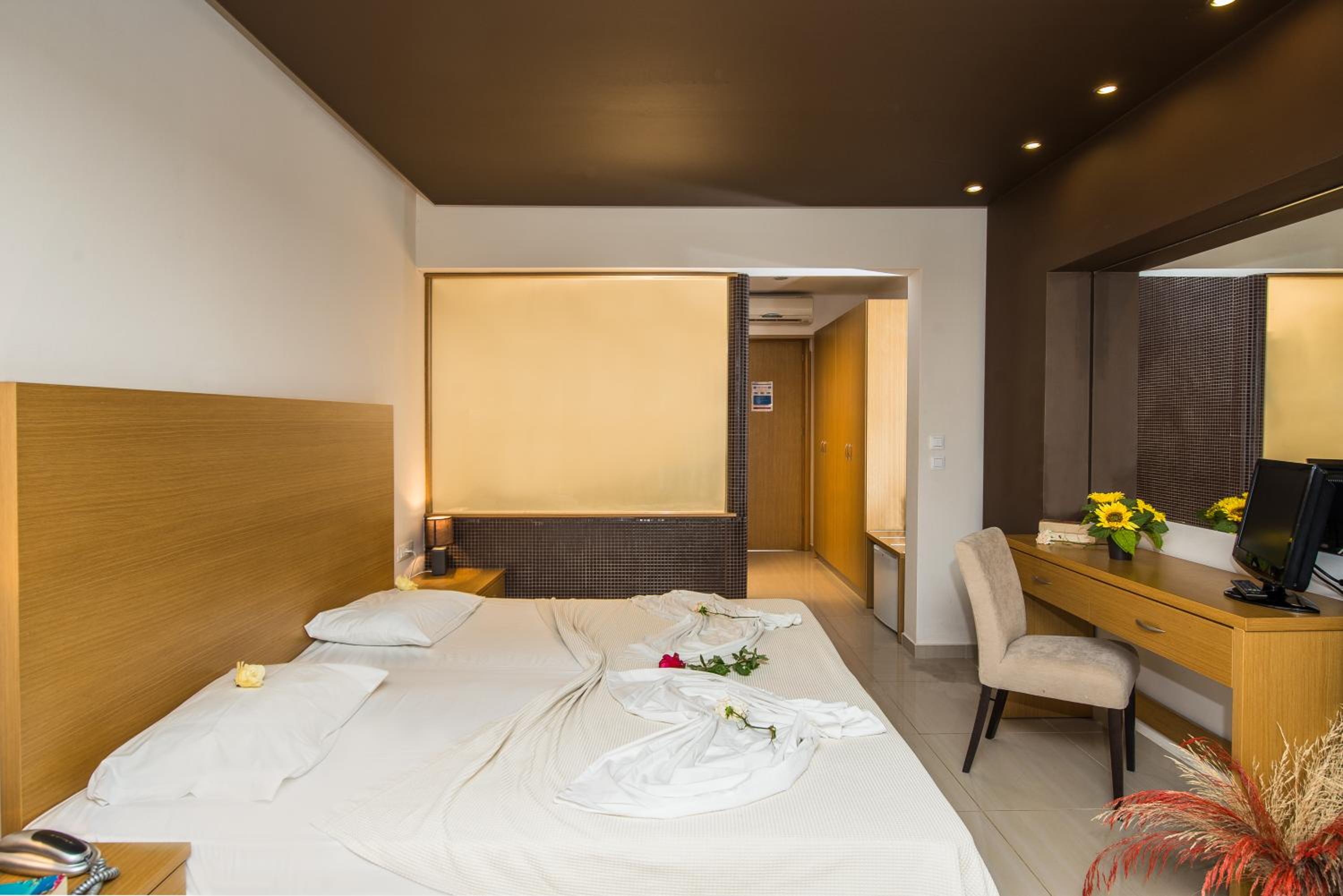 Economy Double Room - Photo 1