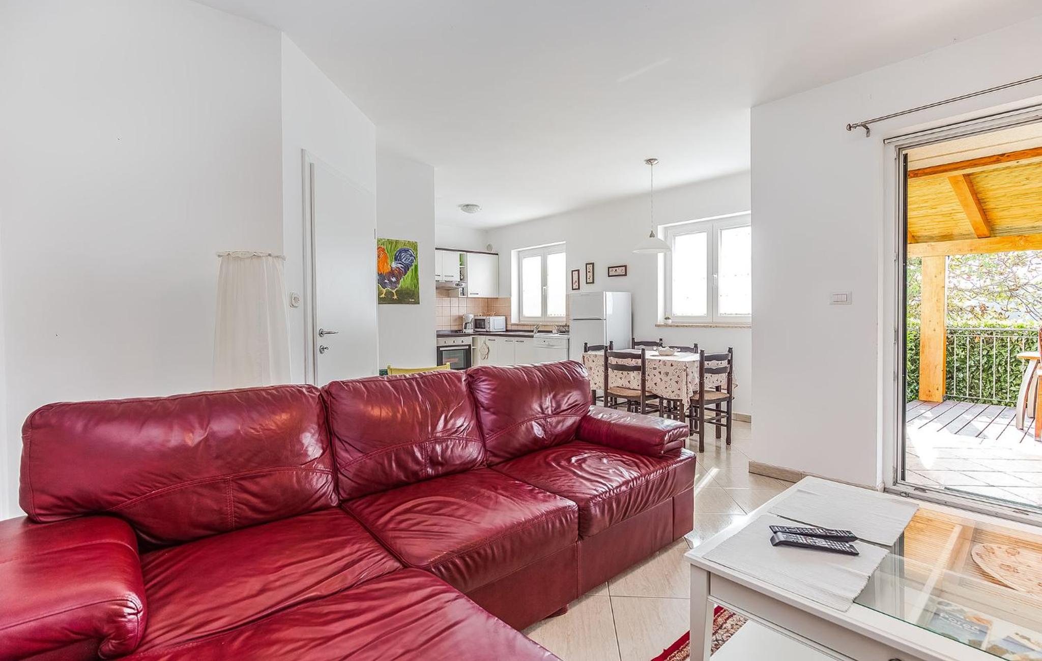 Three-Bedroom Villa photo 1