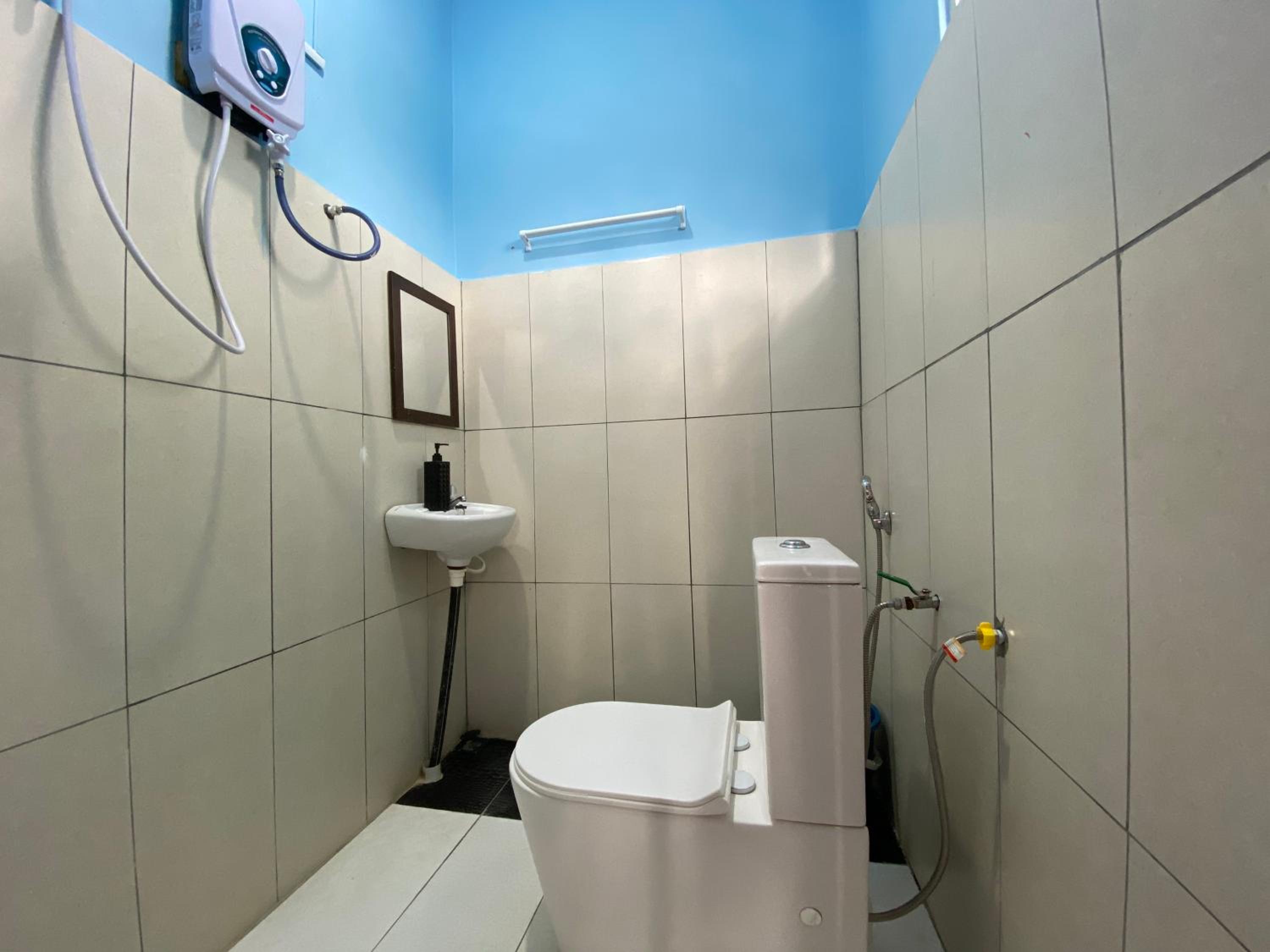 Triple Room - Photo 11