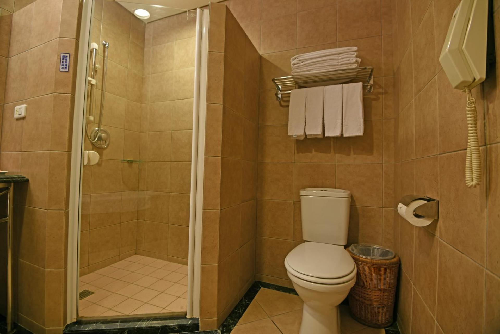 Standard Double or Twin Room photo 2