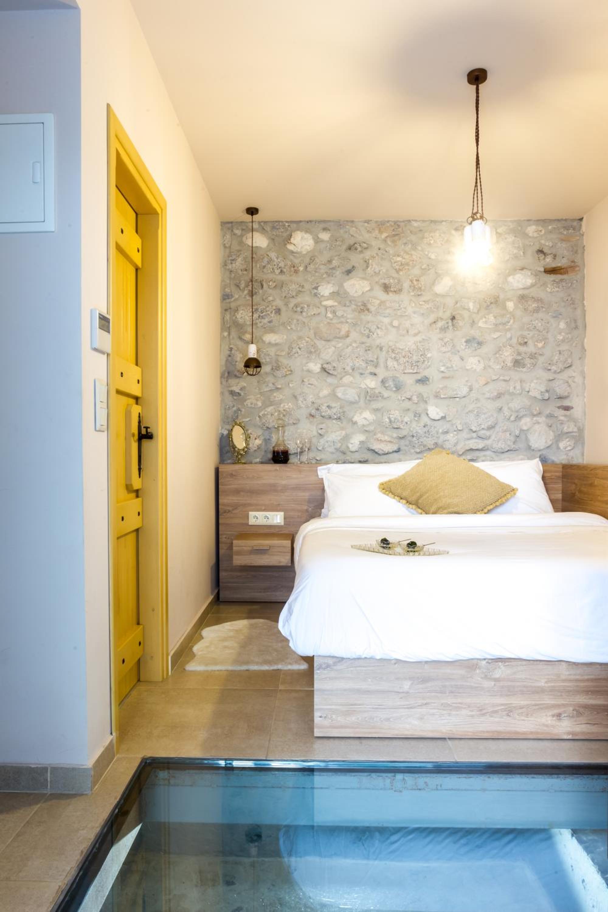 Classic Double Room (Efterpi) photo 1