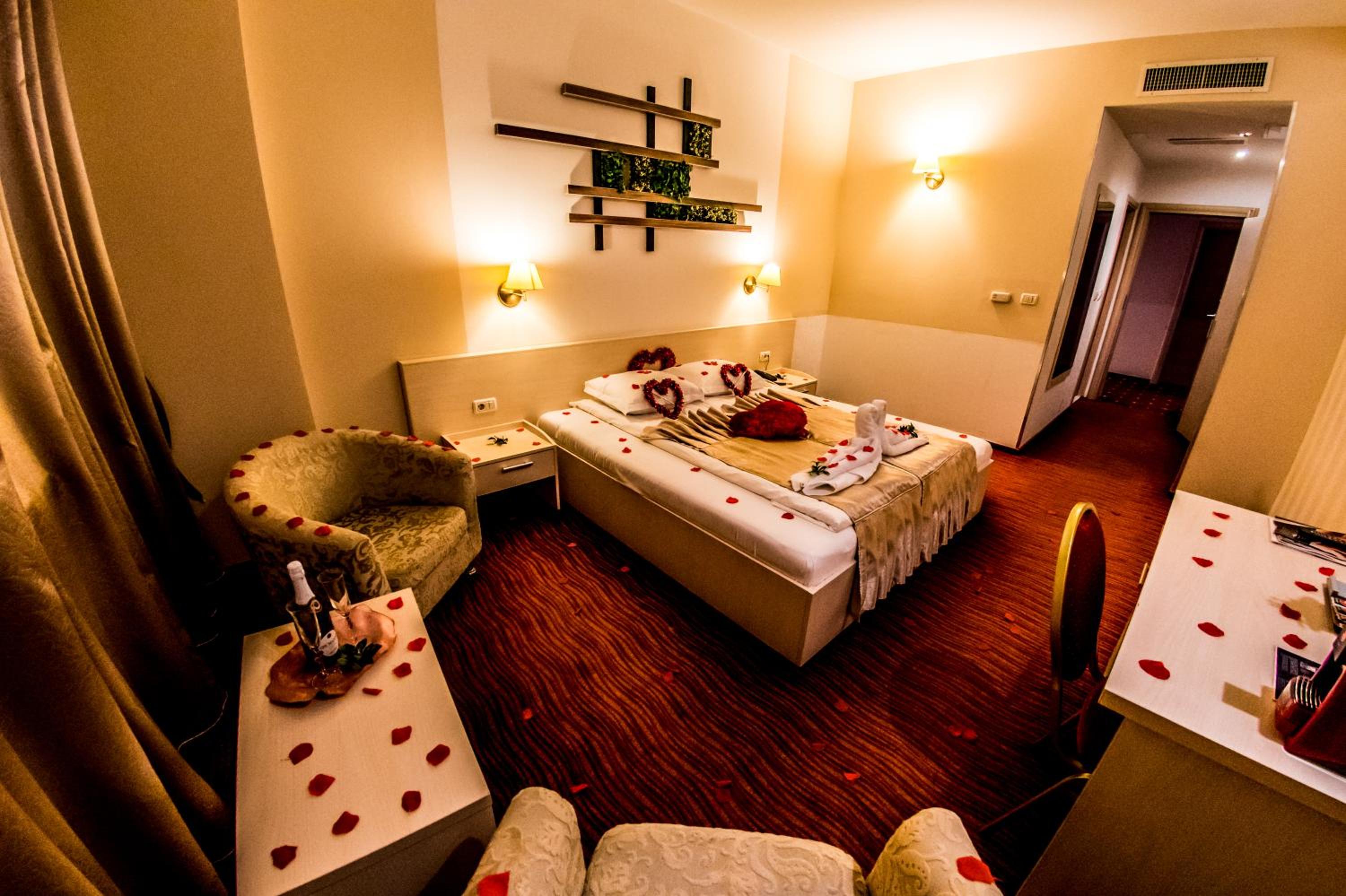 Romantic Escape Package - Double Room with Indoor Pool and Jacuzzi Access