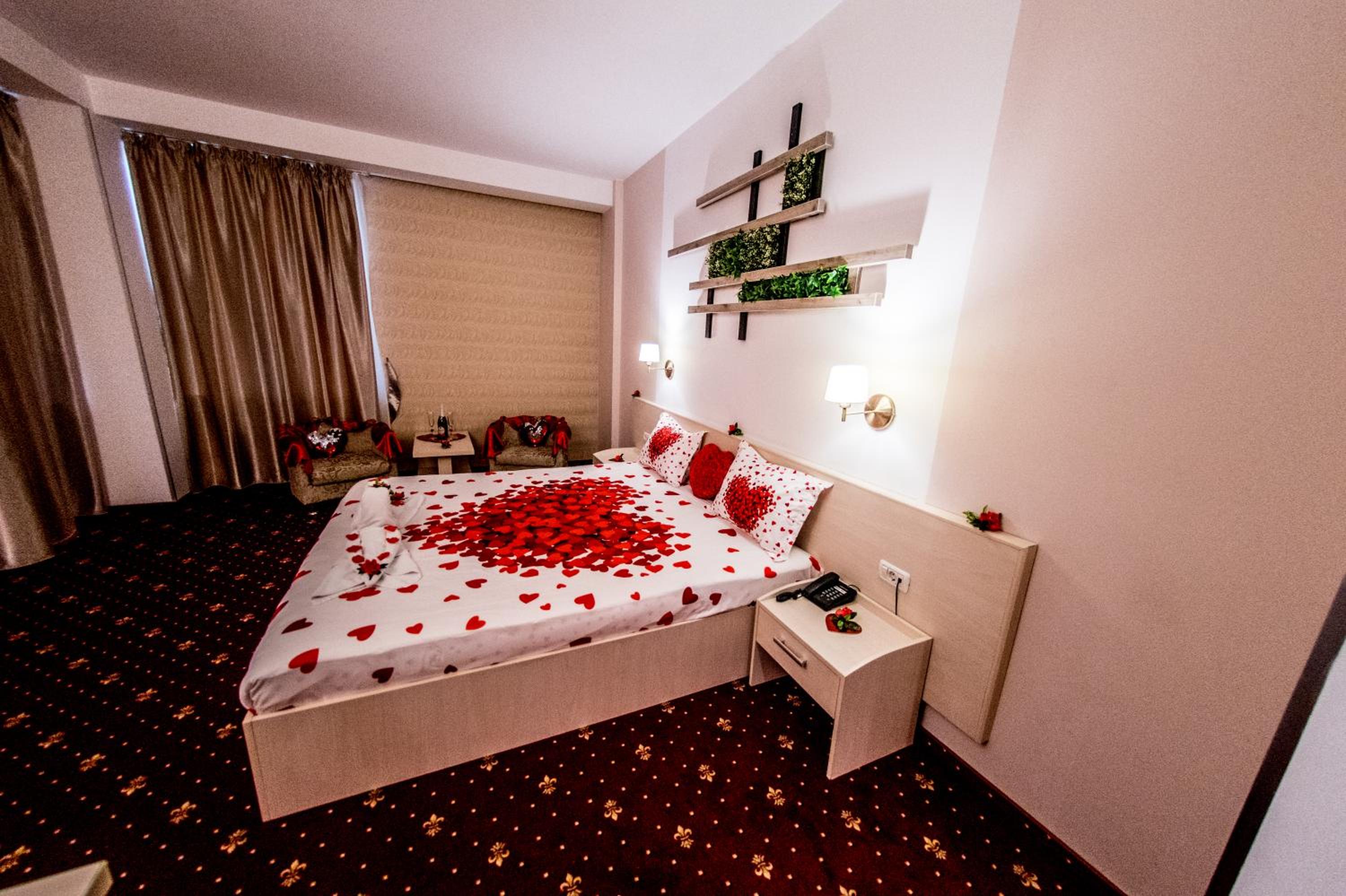 Romantic Escape Package - Double Room with Indoor Pool and Jacuzzi Access photo 2