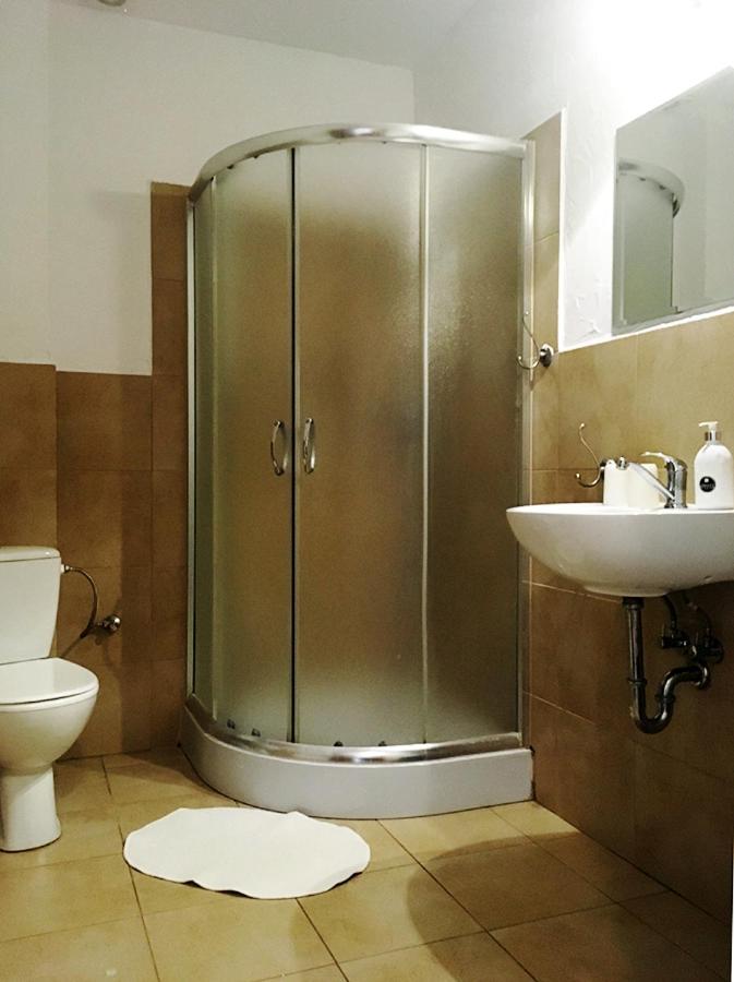 Large Double Room photo 2