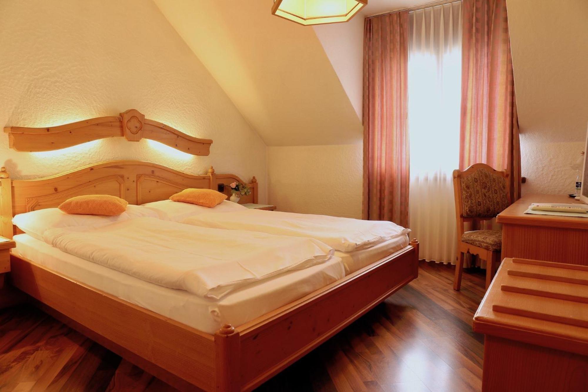 Deluxe Double Room photo 3