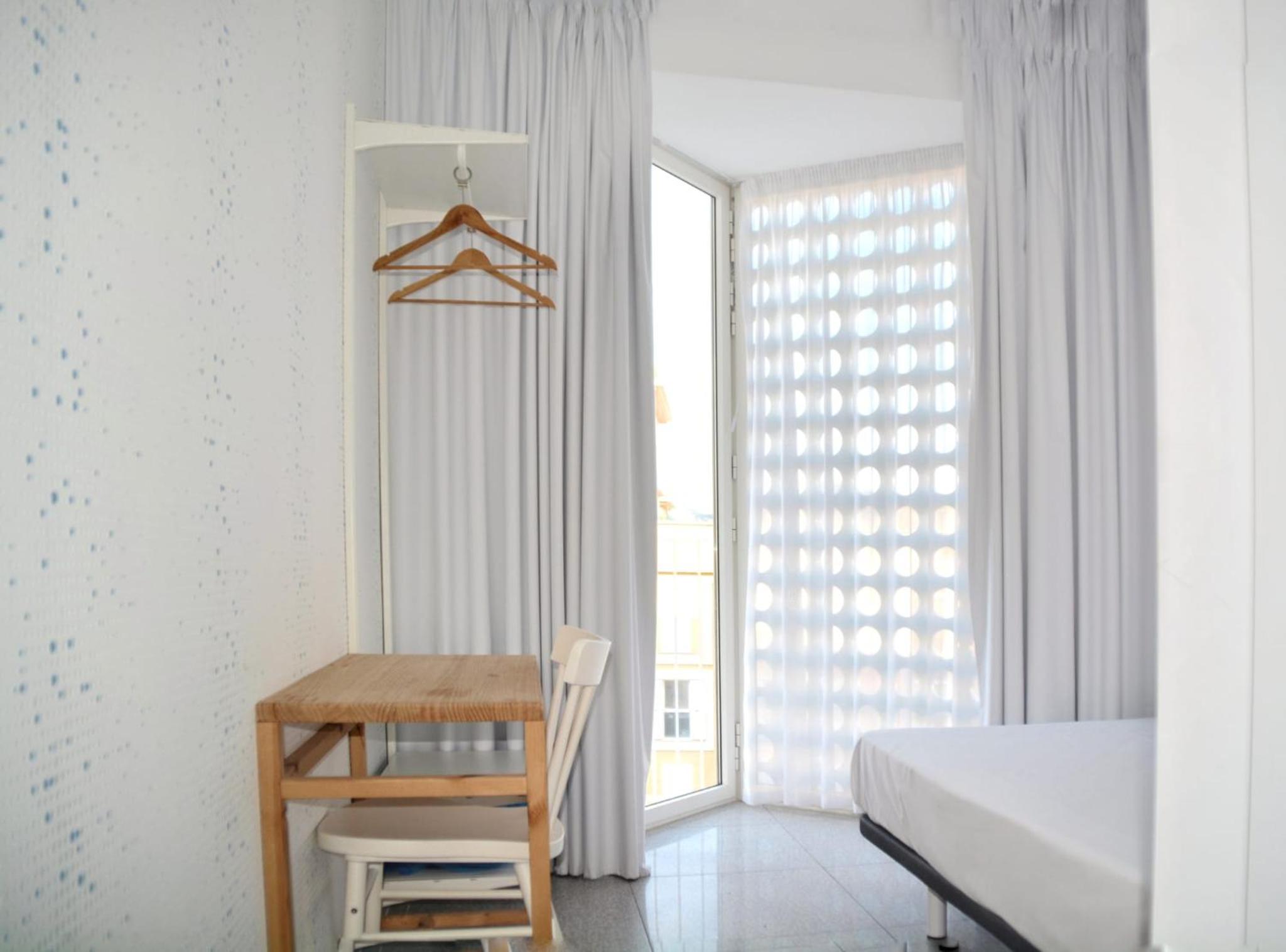 Habitación individual con baño privado