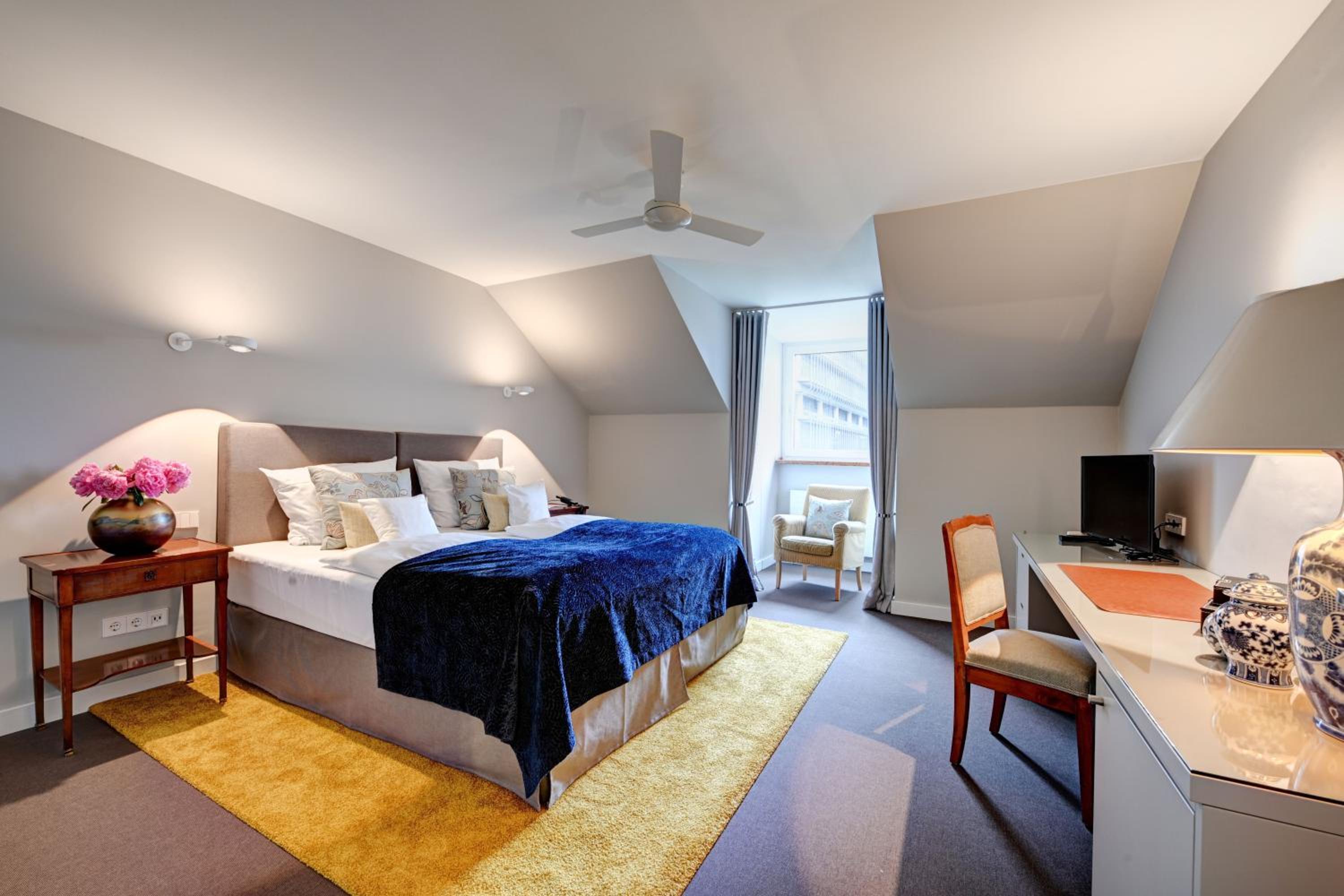 Suite photo 1