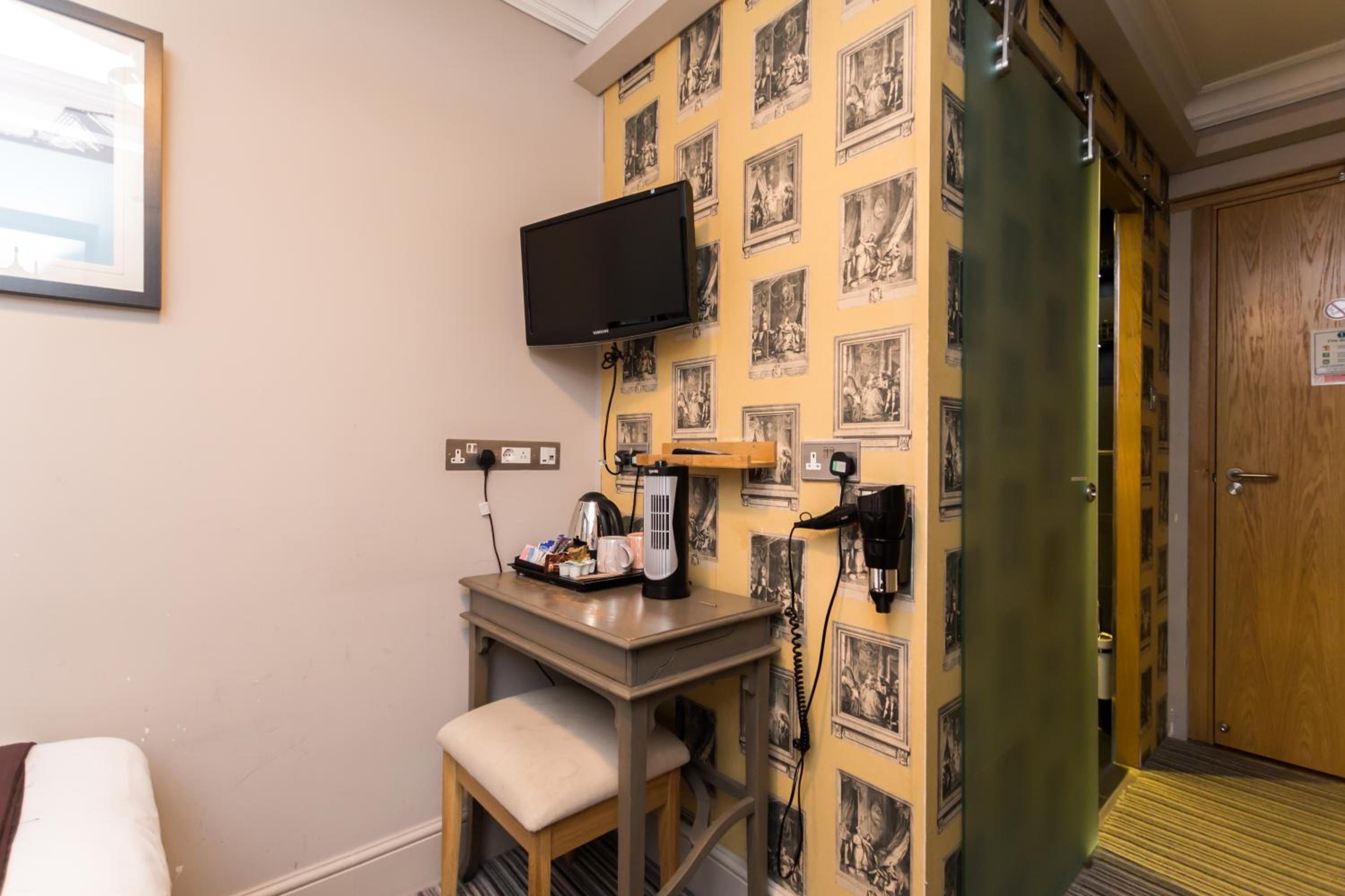 Twin Room photo 1