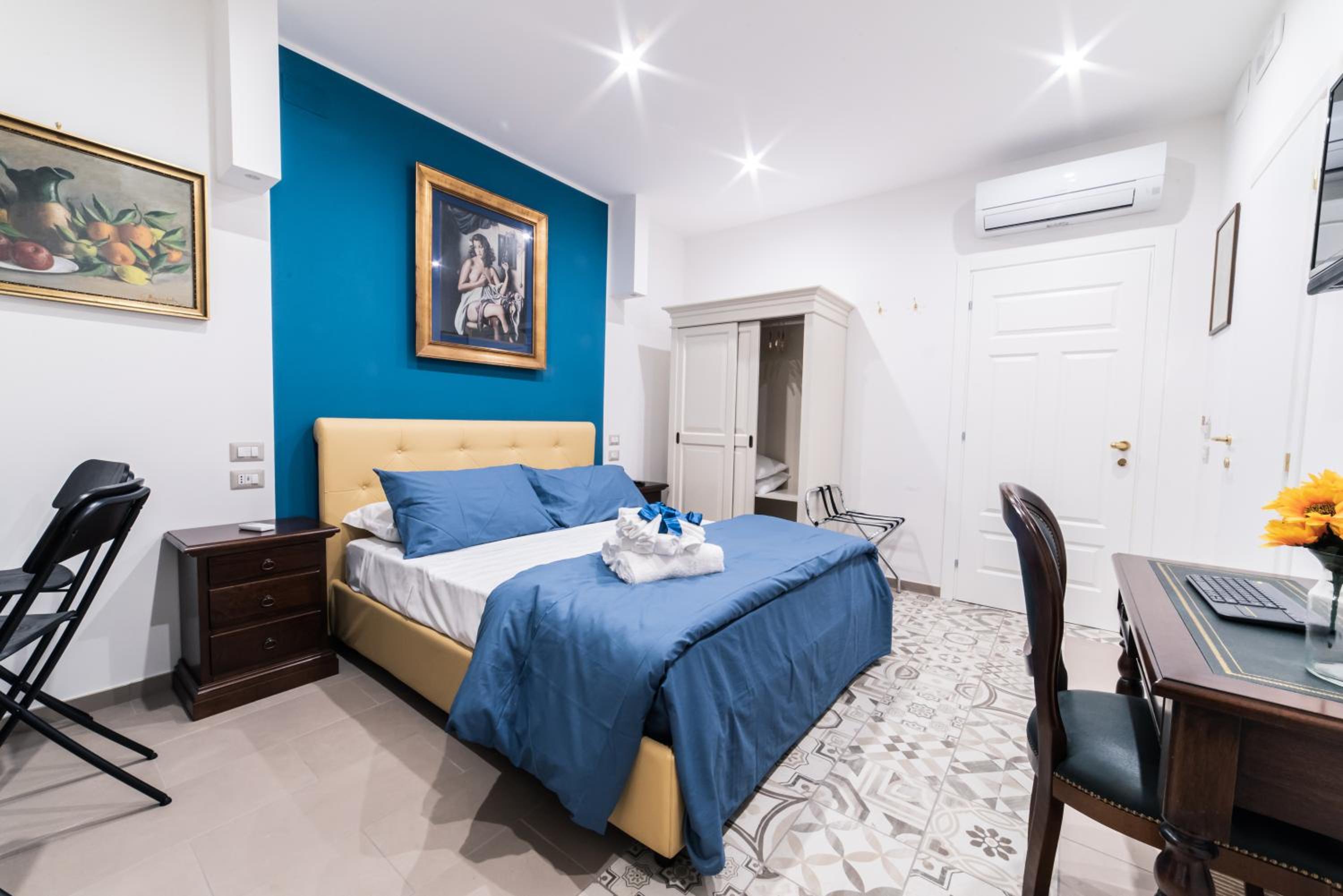 Deluxe Double Room with Balcony