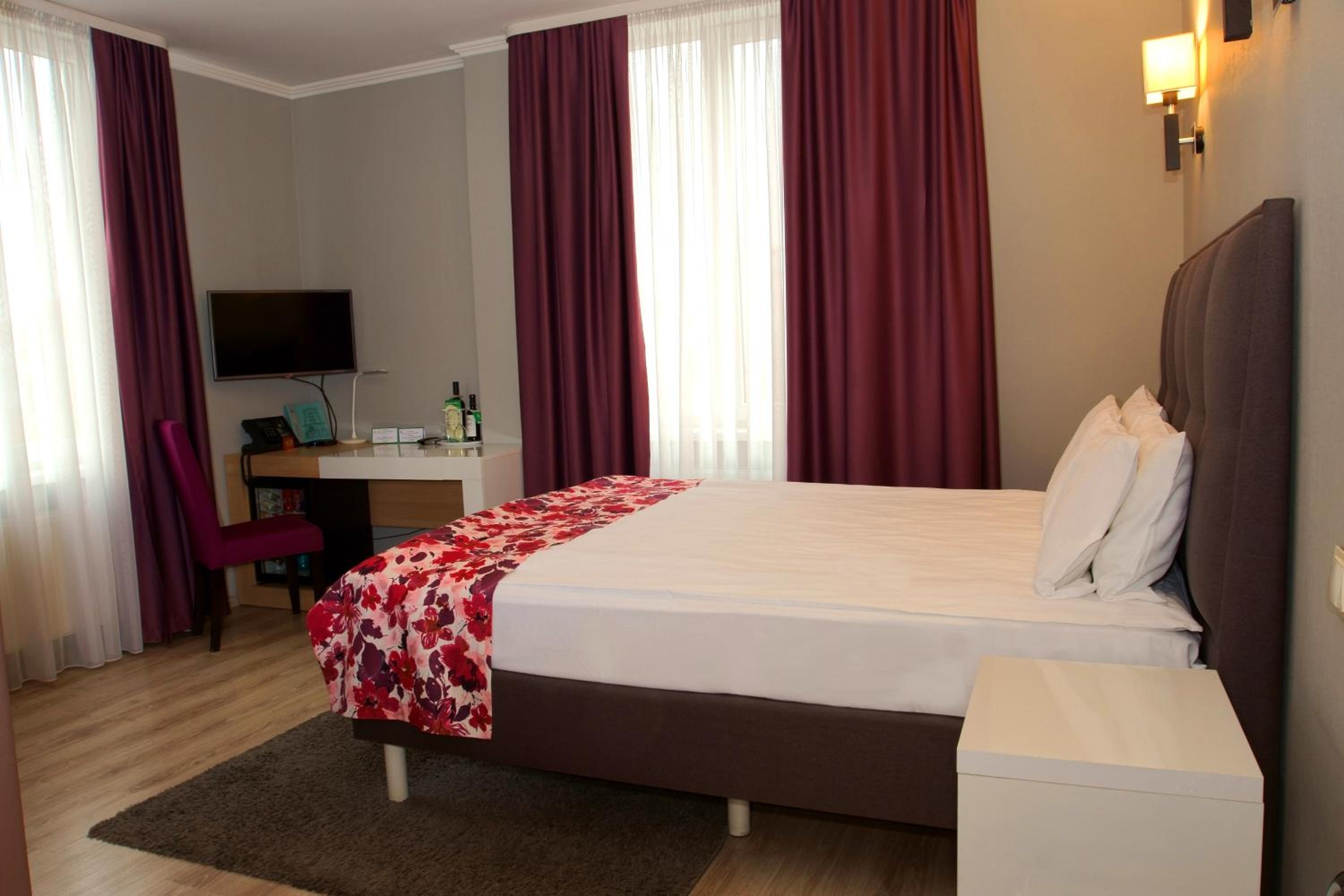 Standard Double Room photo 2