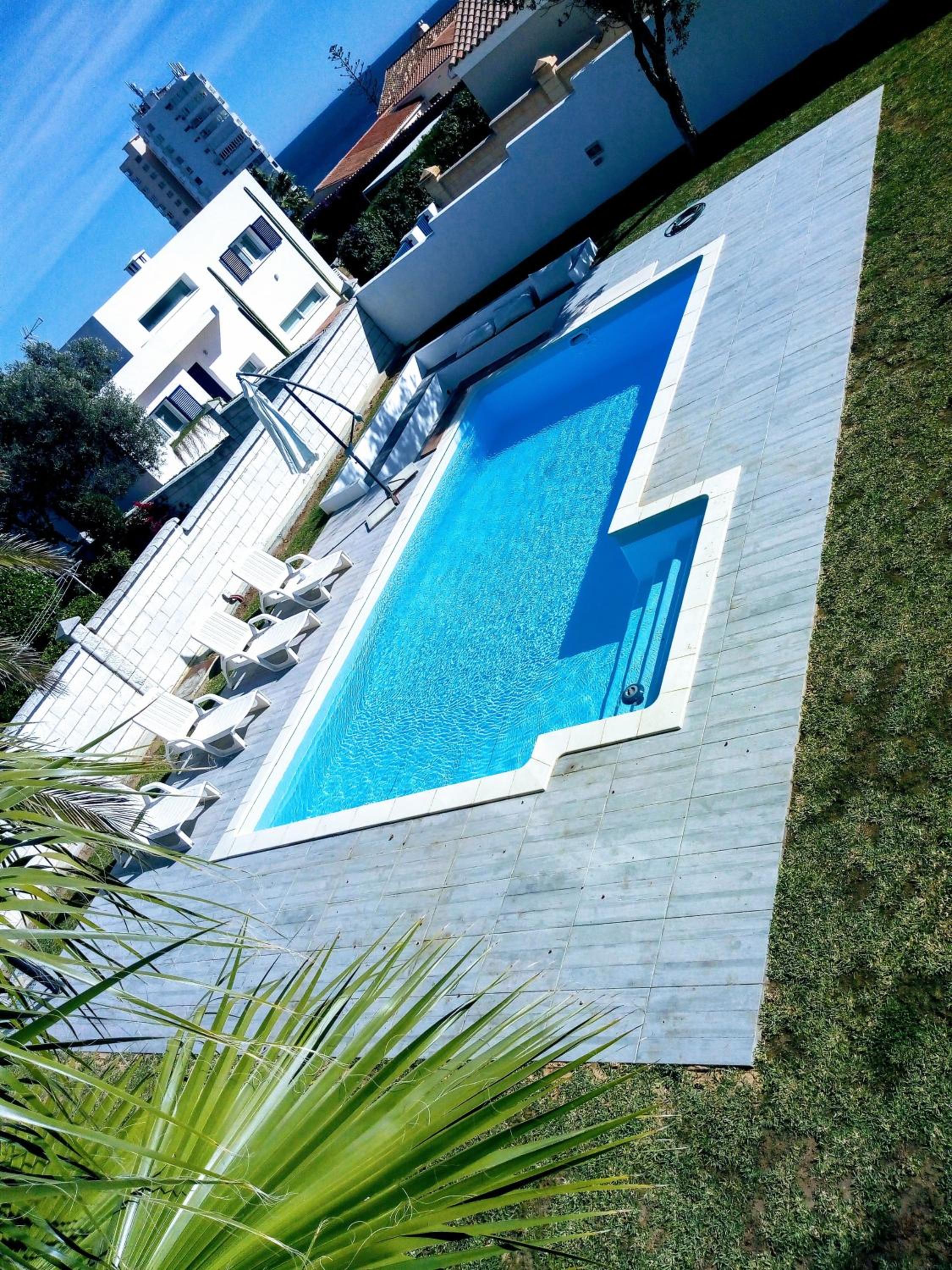 Villa photo 2