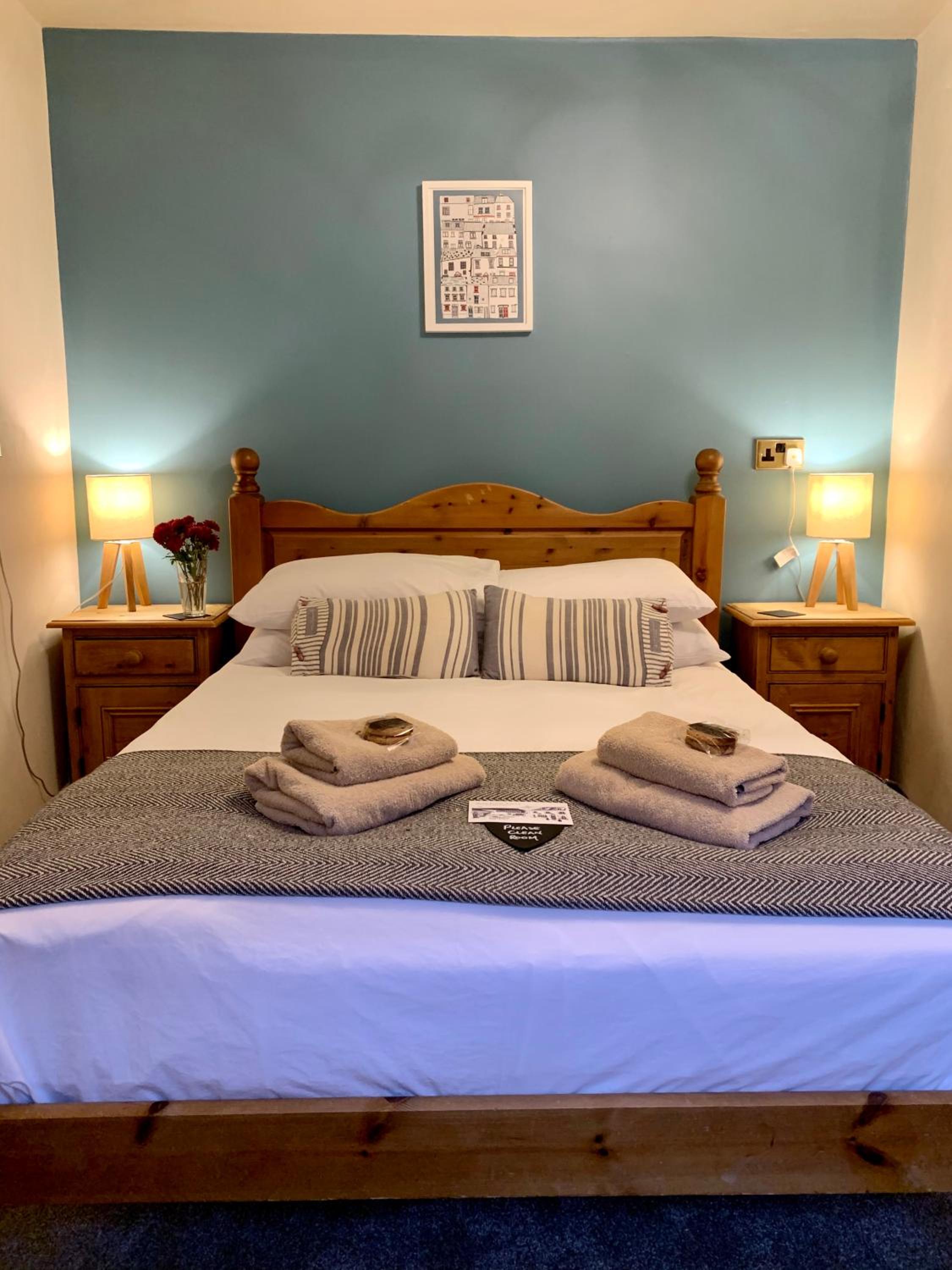 Double Room - Photo 7