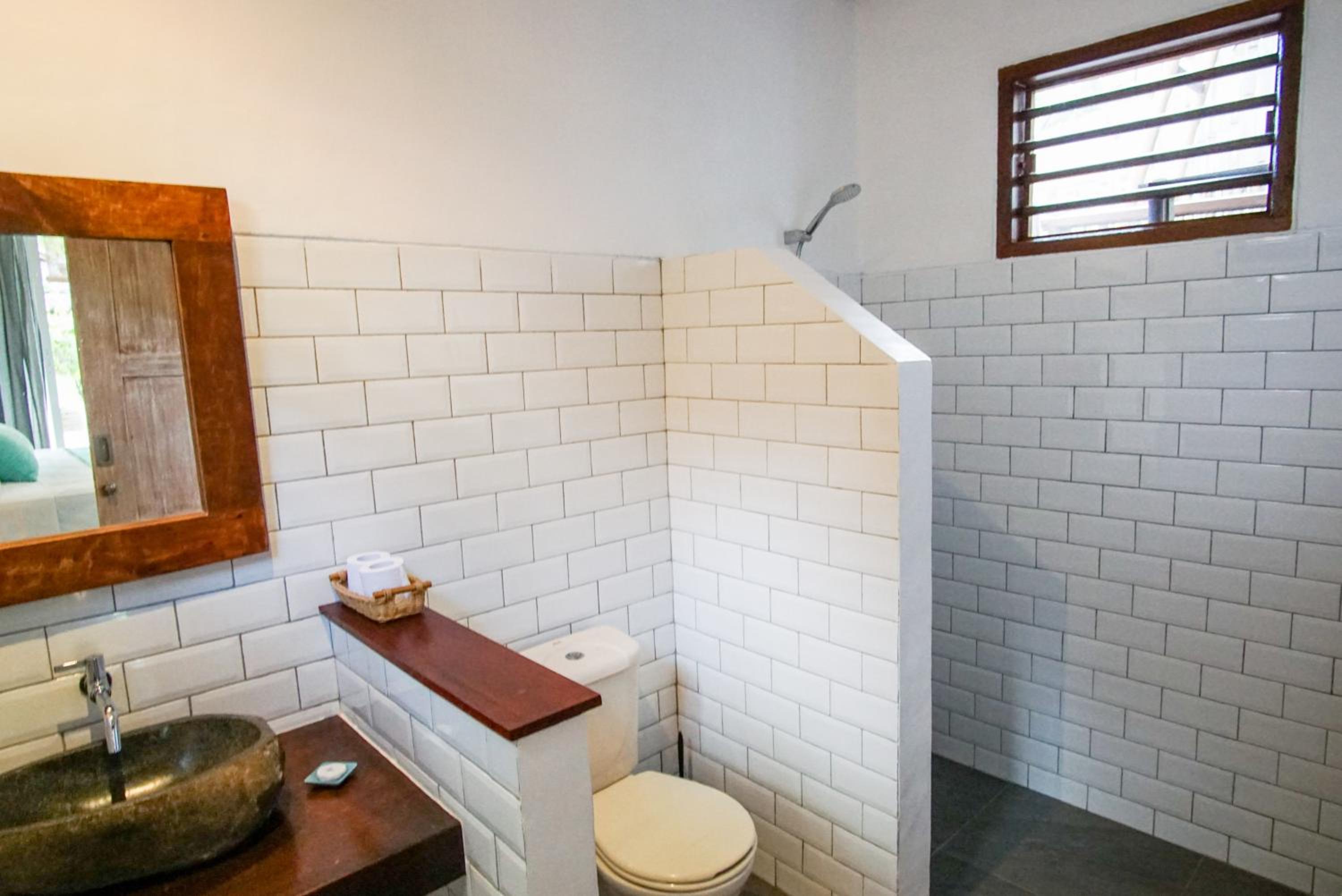 Deluxe Double/Triple Room photo 2