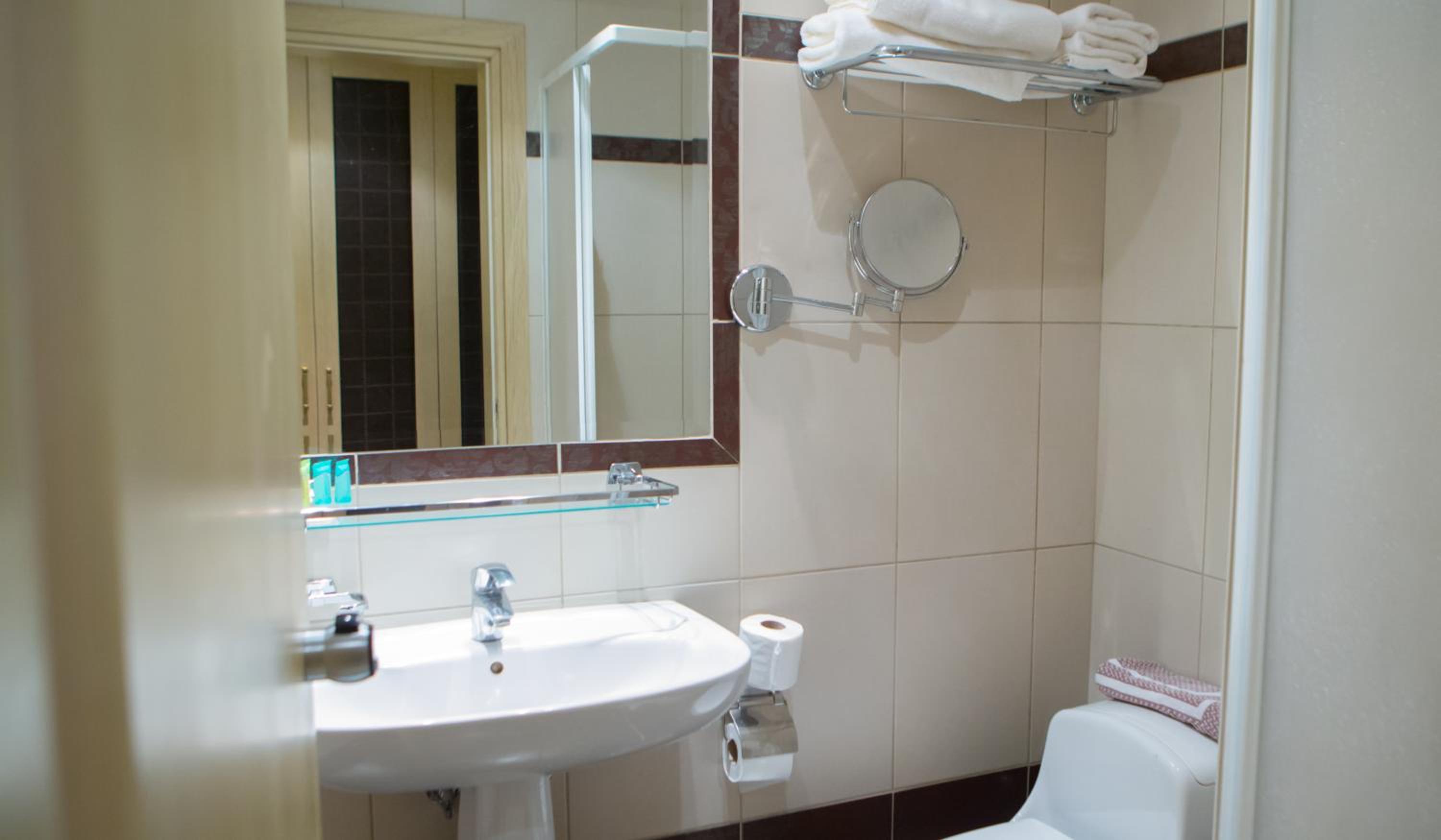 Double or Twin Room - Photo 21