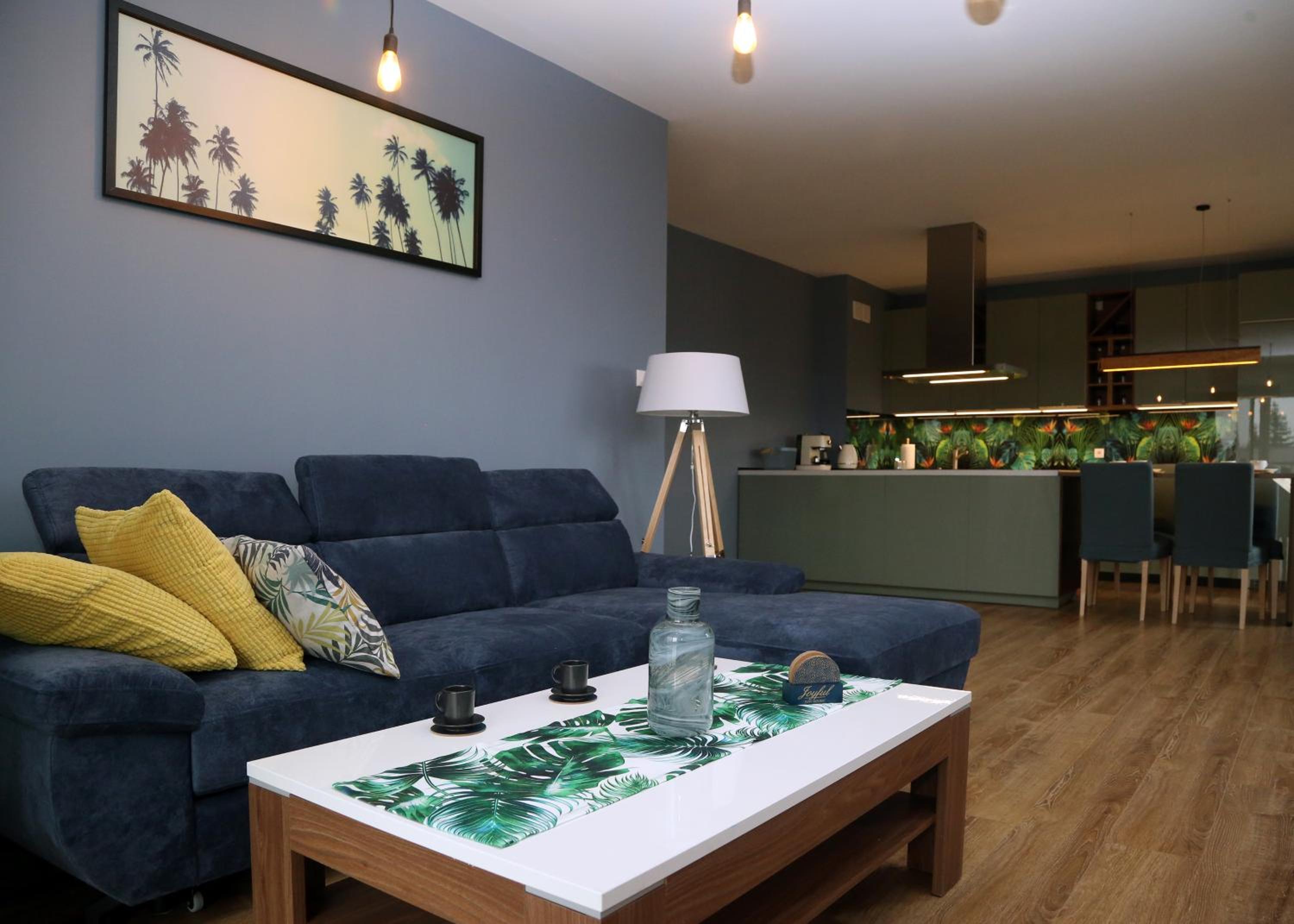 Two-Bedroom Apartment - Photo 17