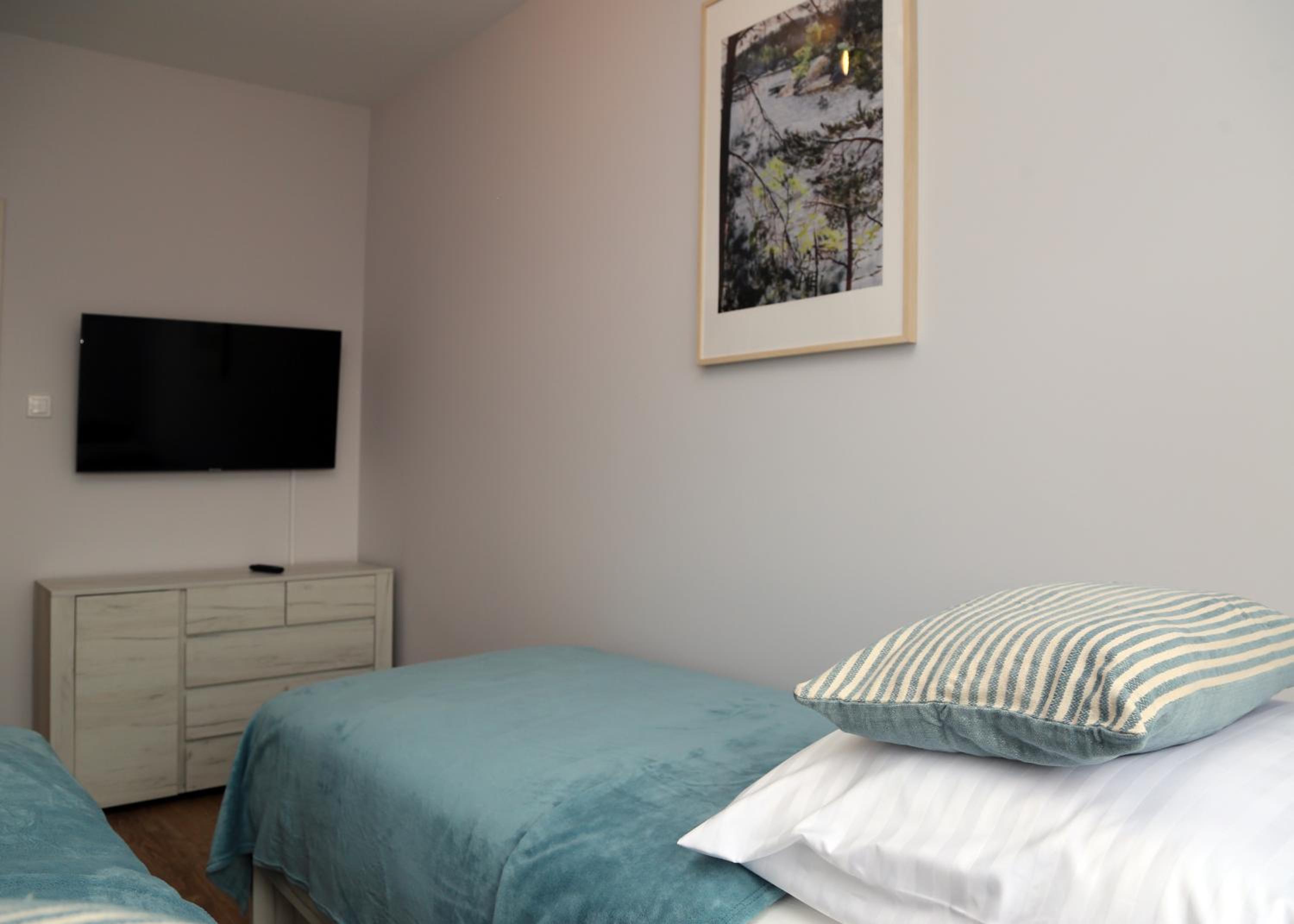 Two-Bedroom Apartment - Photo 20