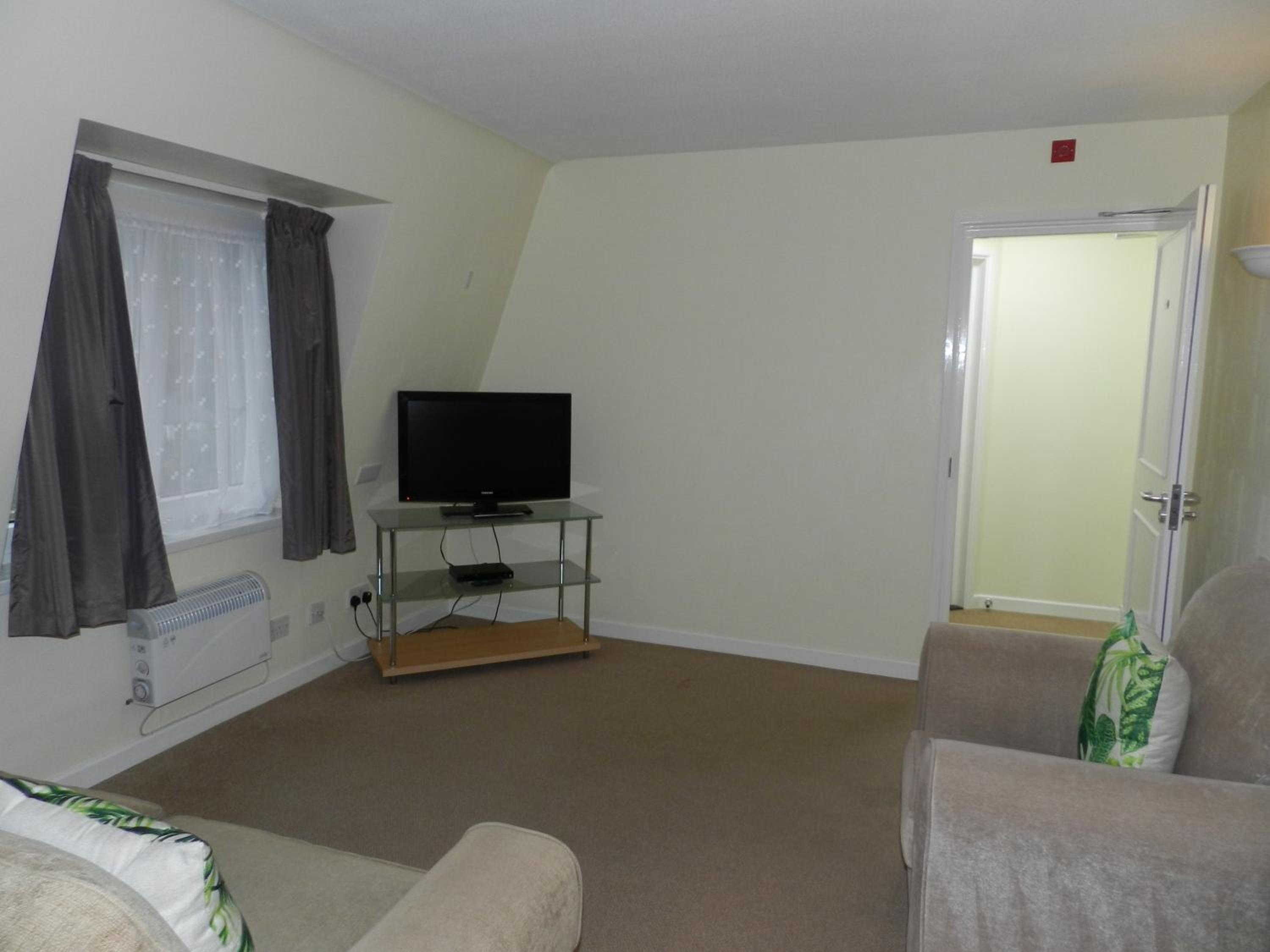 One-Bedroom Apartment Inland View - Photo 1