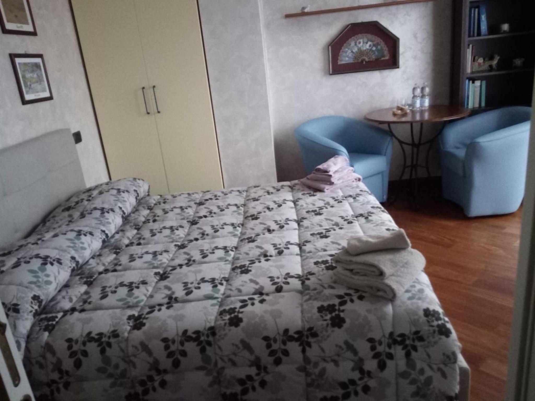 Deluxe Double Room with Balcony - Photo 1
