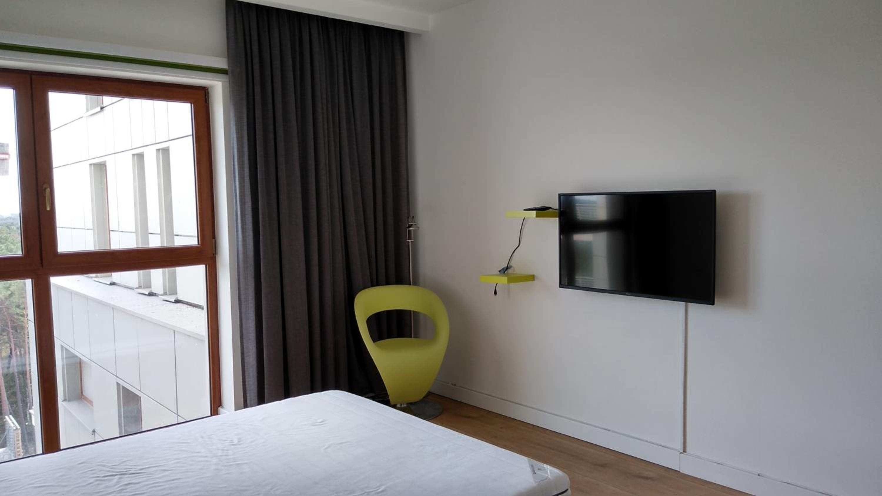 One-Bedroom Apartment - Photo 16