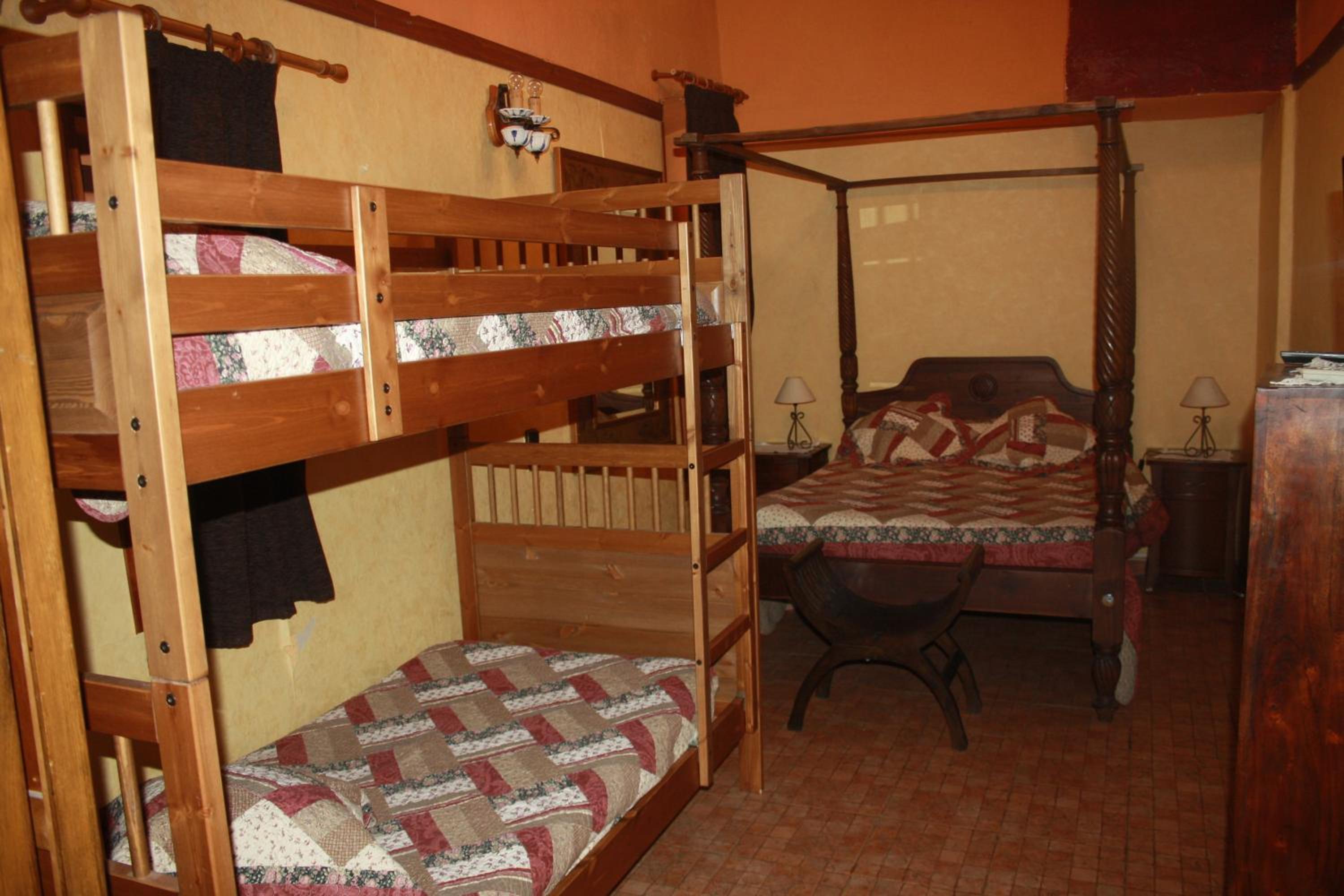 Family Room (2 Adults + 2 Children) photo 3