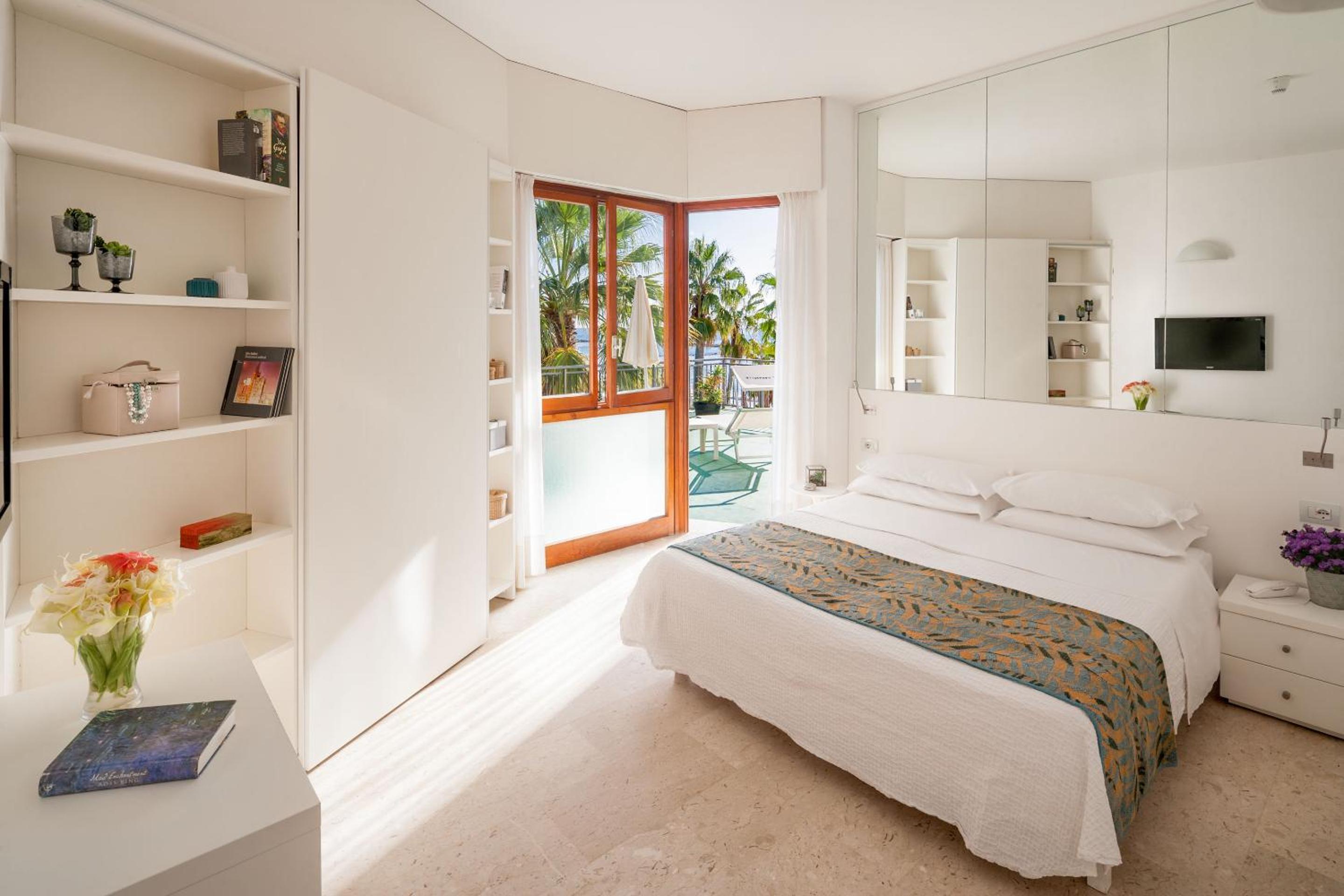 Double Room with Terrace