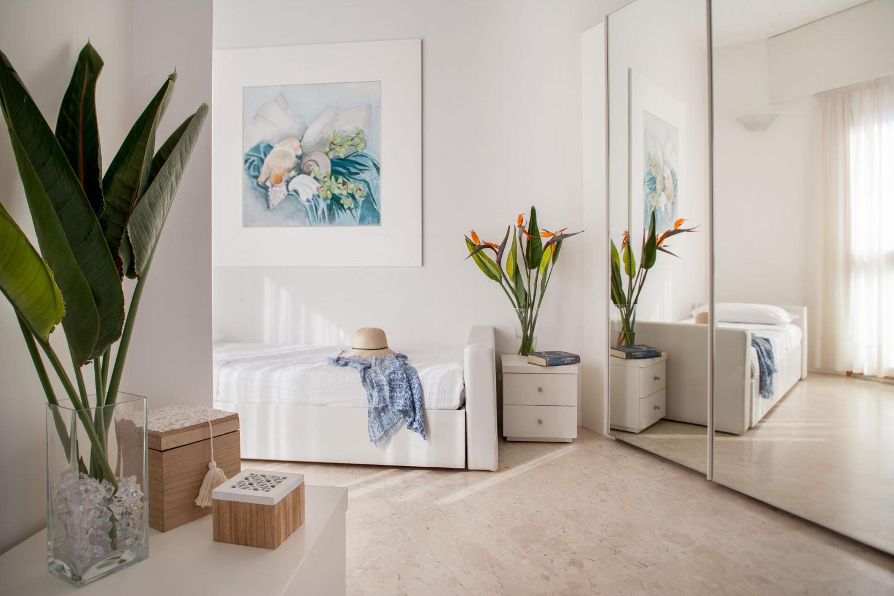 Triple Room with Sea View