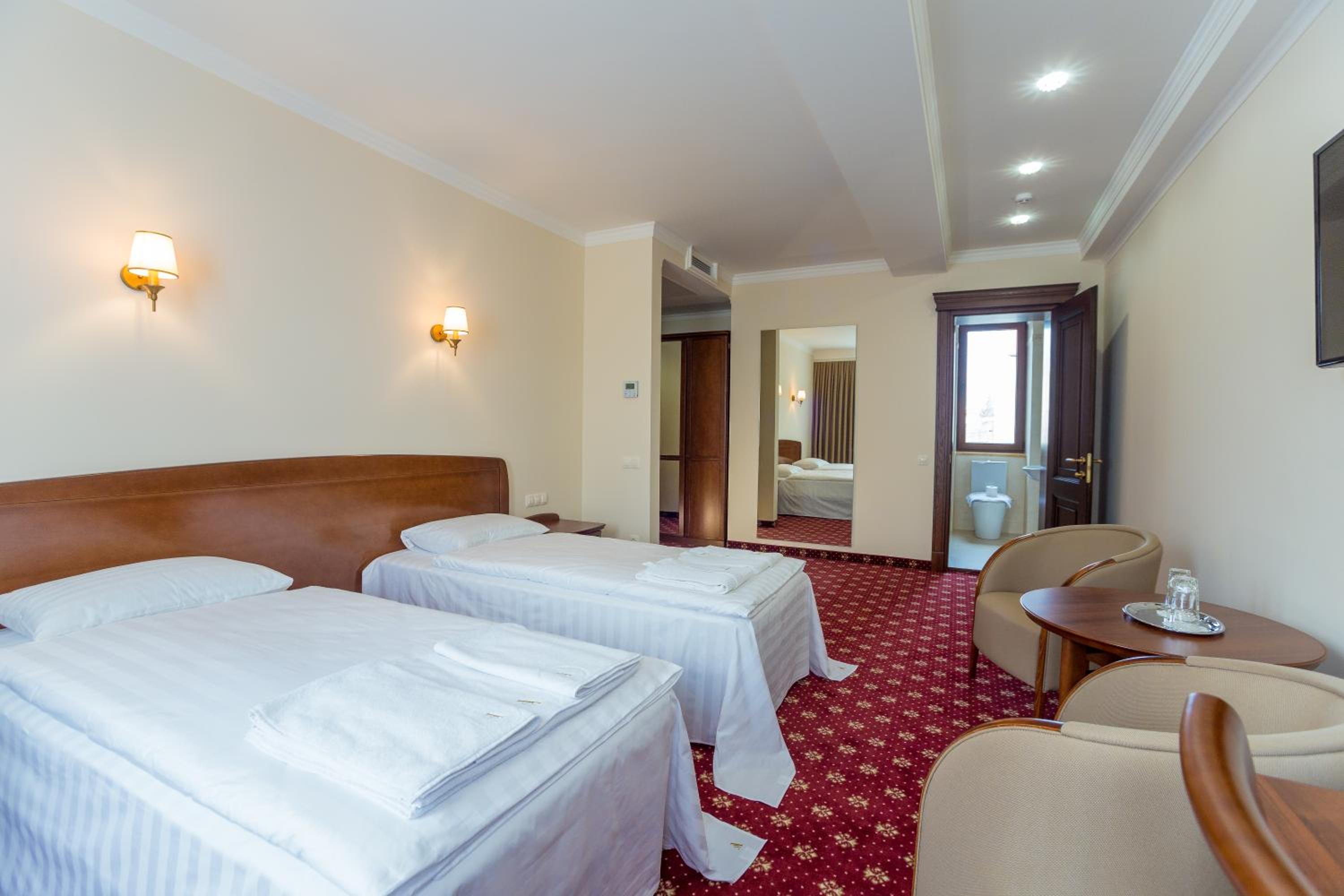 Superior Twin Room photo 1