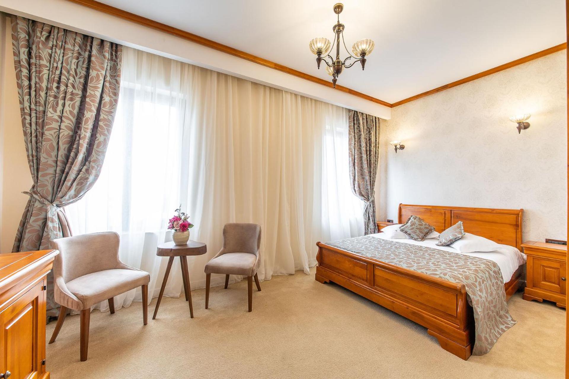 Superior Double or Twin Room photo 3