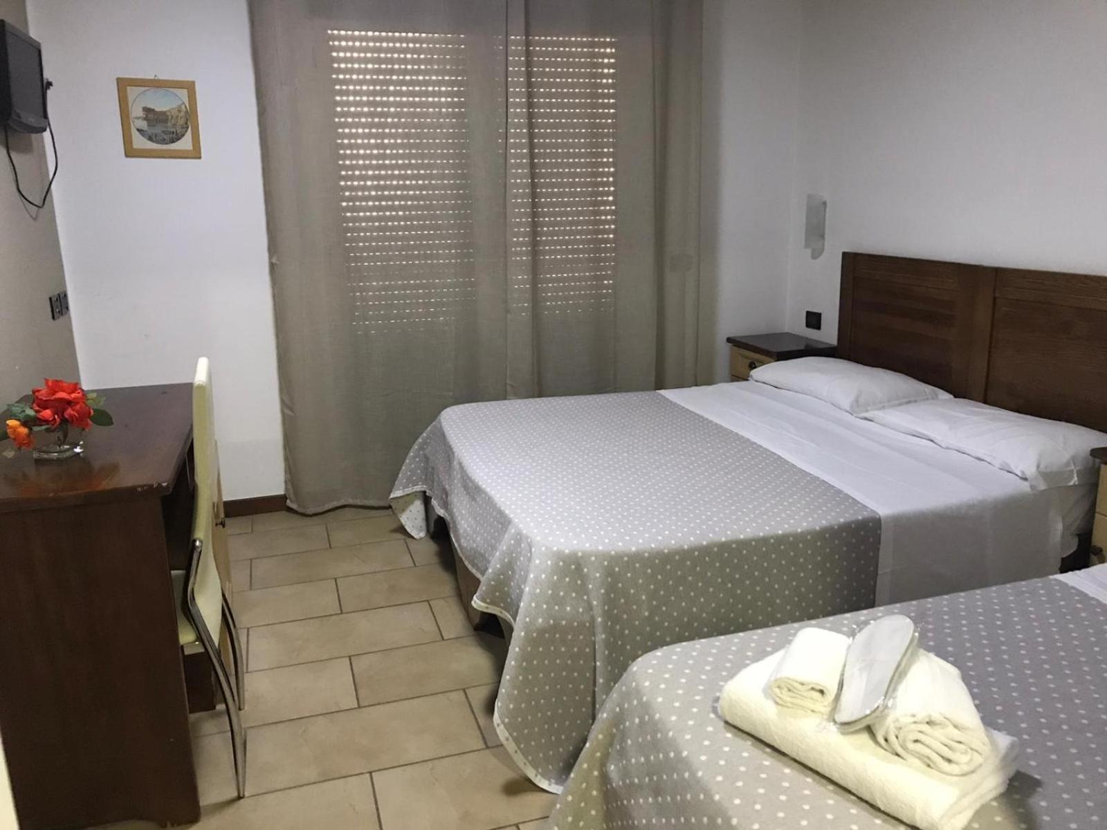 Triple Room - Photo 1