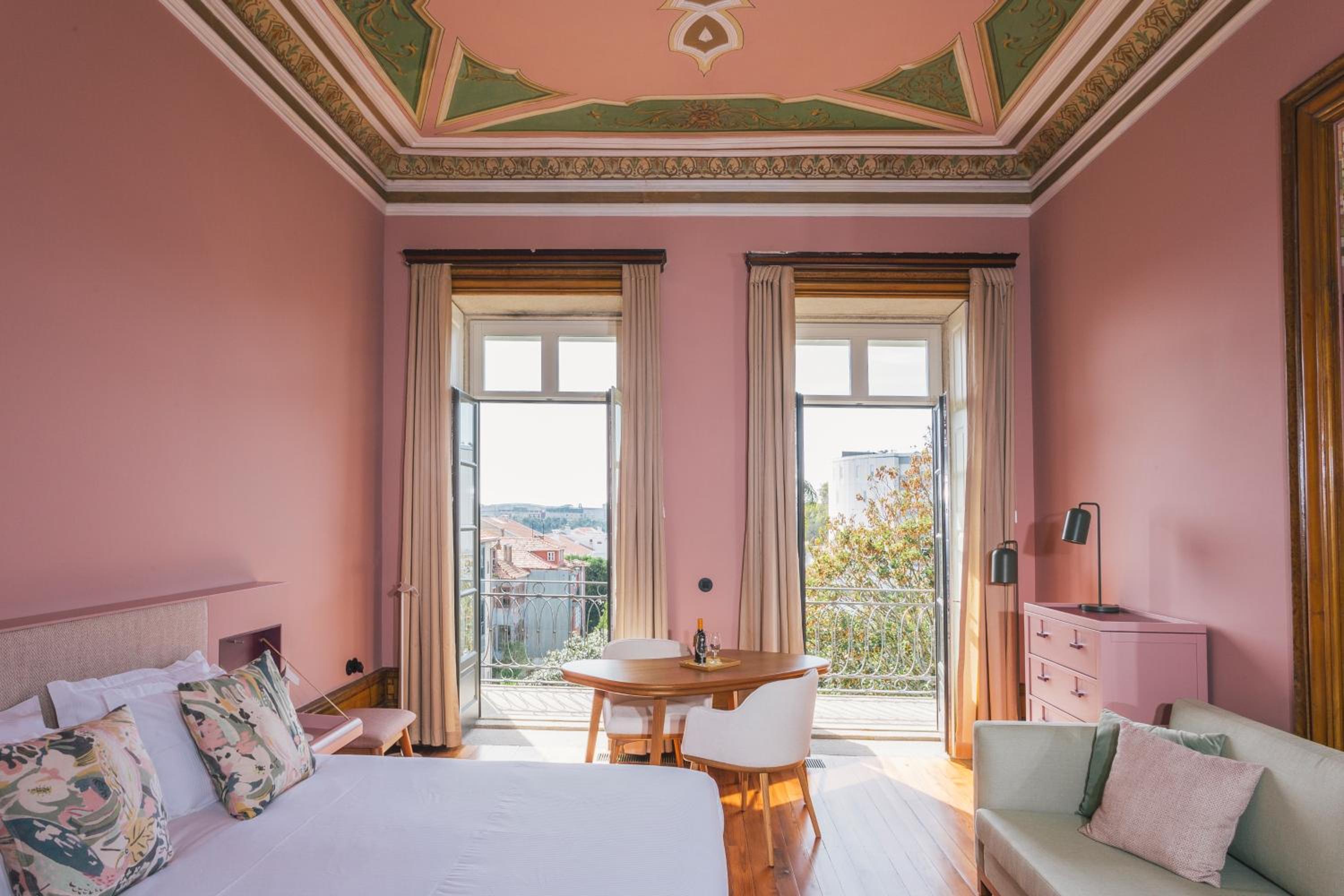 Deluxe Room with Garden View