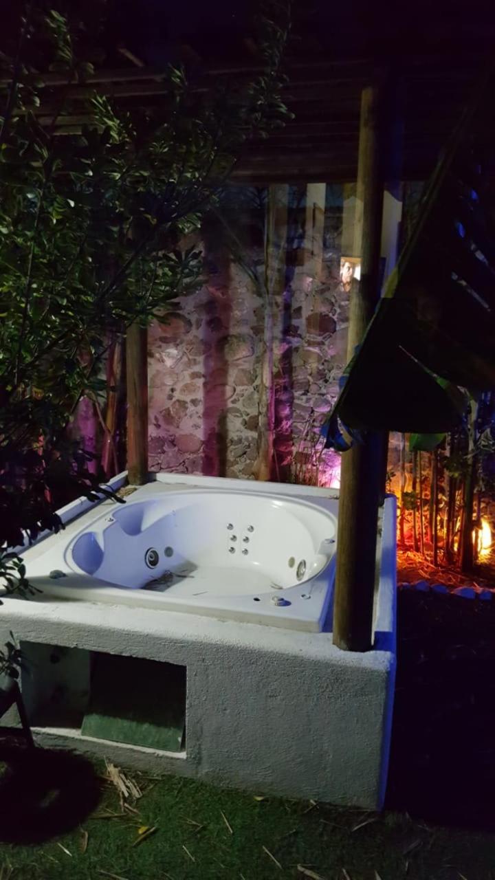 Villa with Private Pool - Photo 6