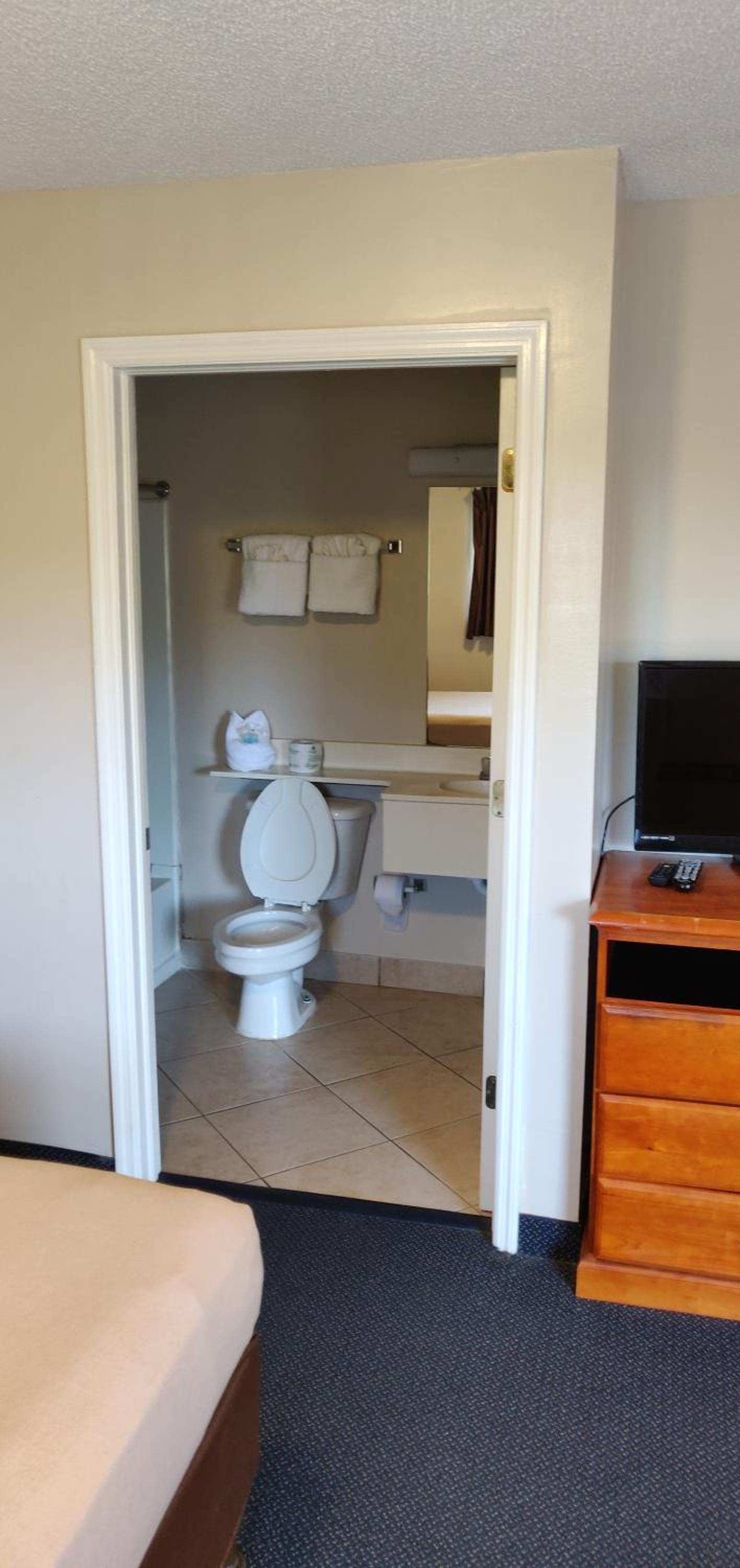 Tampa Bay Extended Stay - Airport, Photo 7