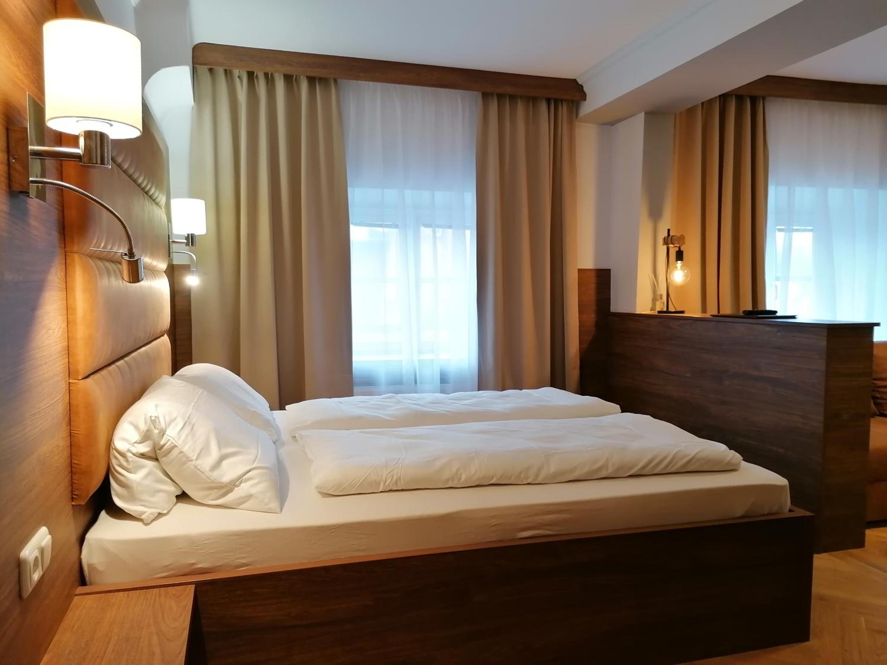 Studio Apartment (3 Adults)