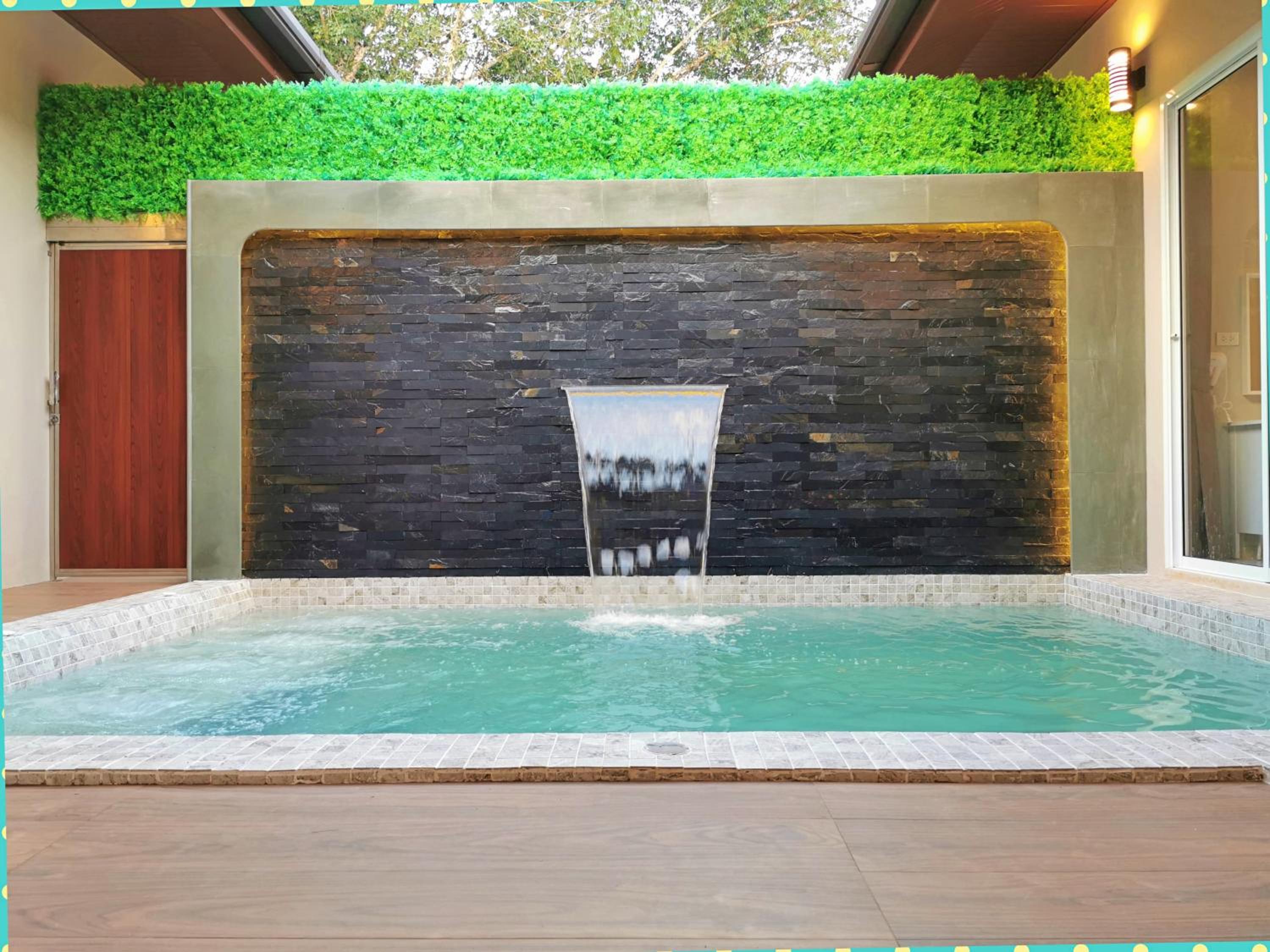 Villa with Private Pool - Photo 24