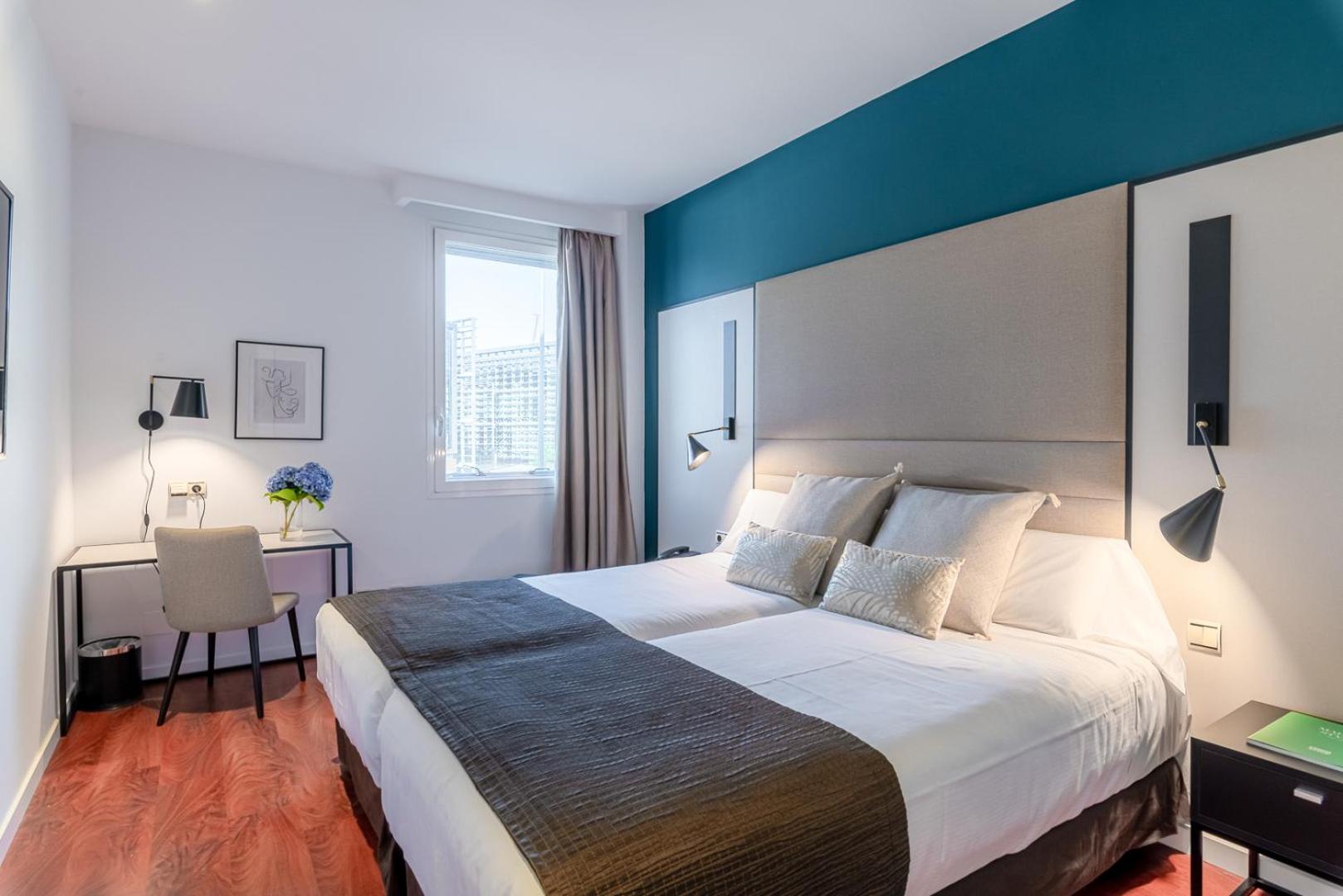 Double or Twin Room - Photo 4