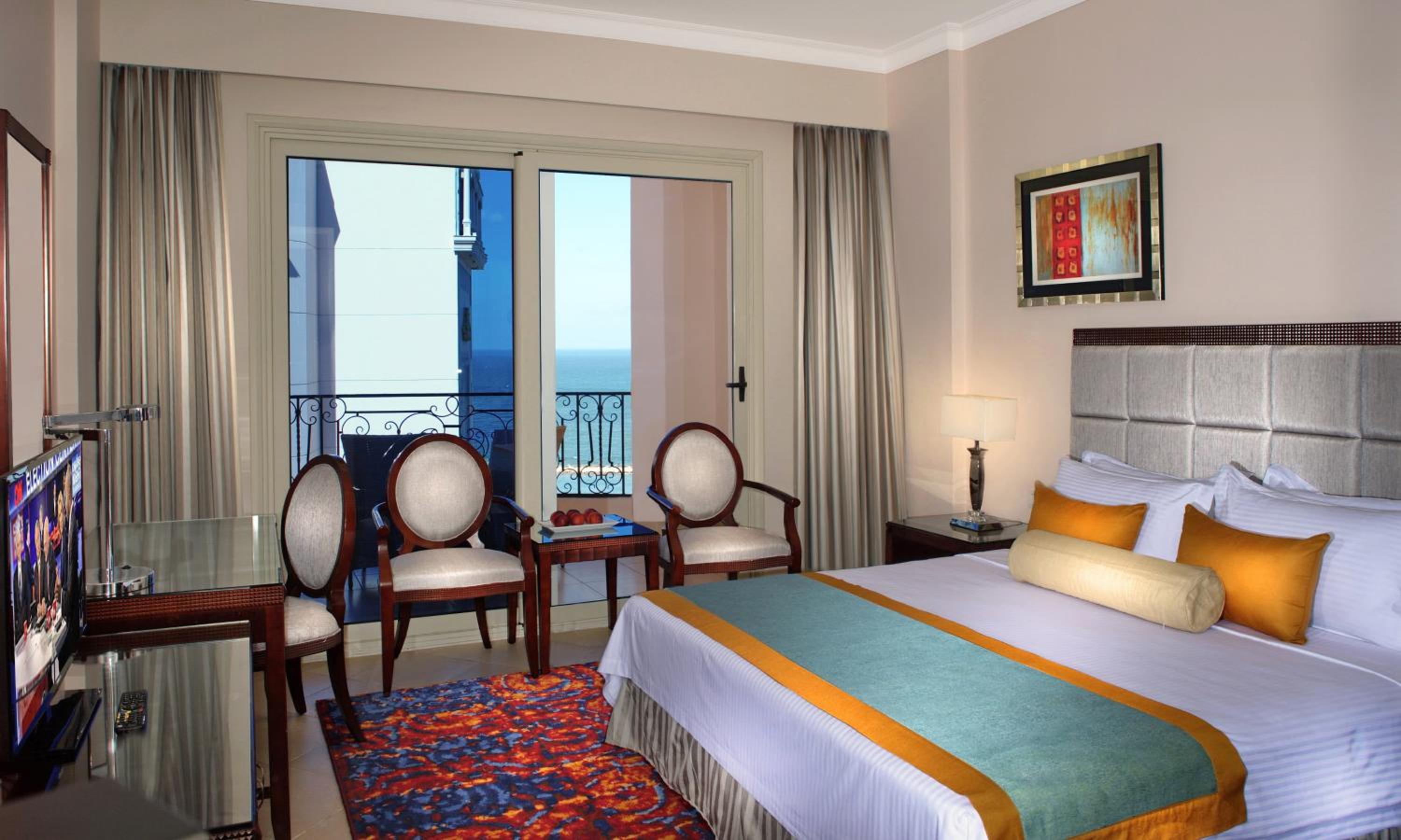Special Offer - Deluxe Room with Sea and Pool view - Egyptians and Residents Only