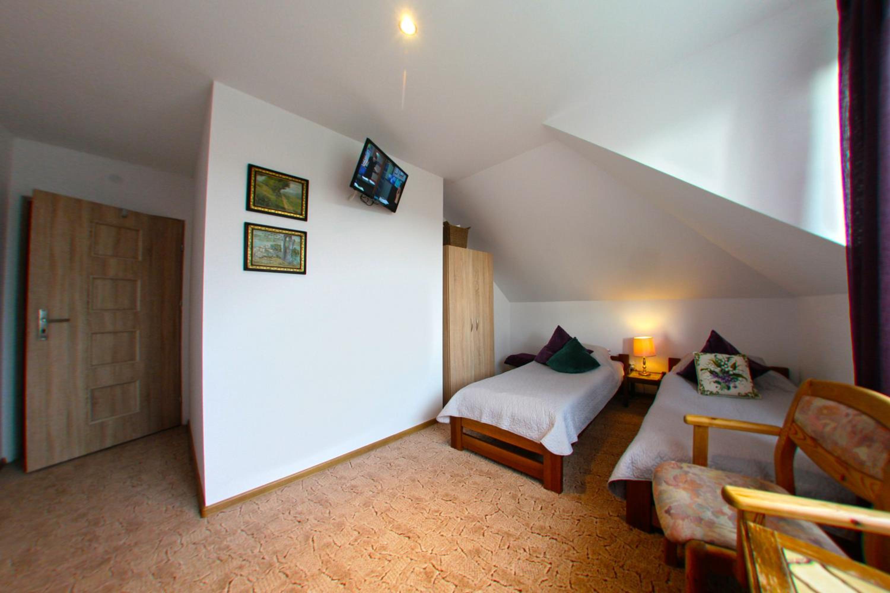 Large Twin Room photo 1