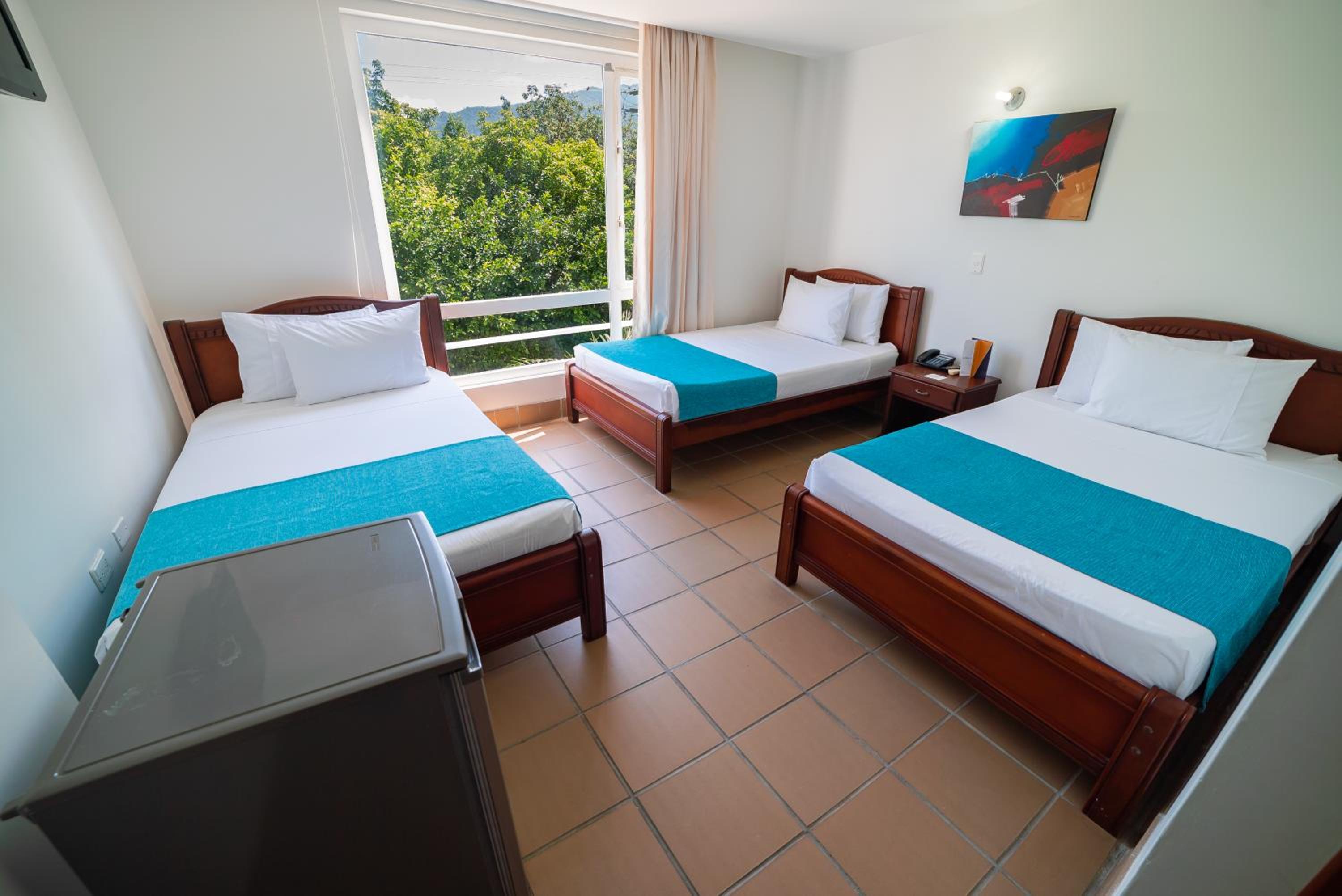 Standard Triple Room - Photo 1