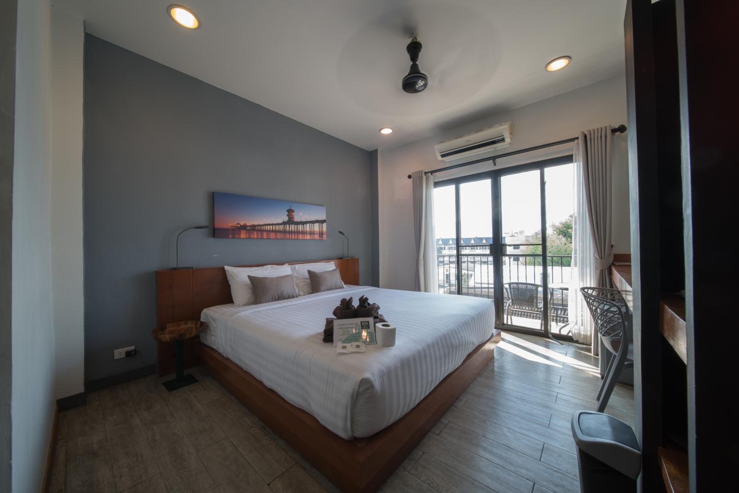 Standard Double Room - Photo 10