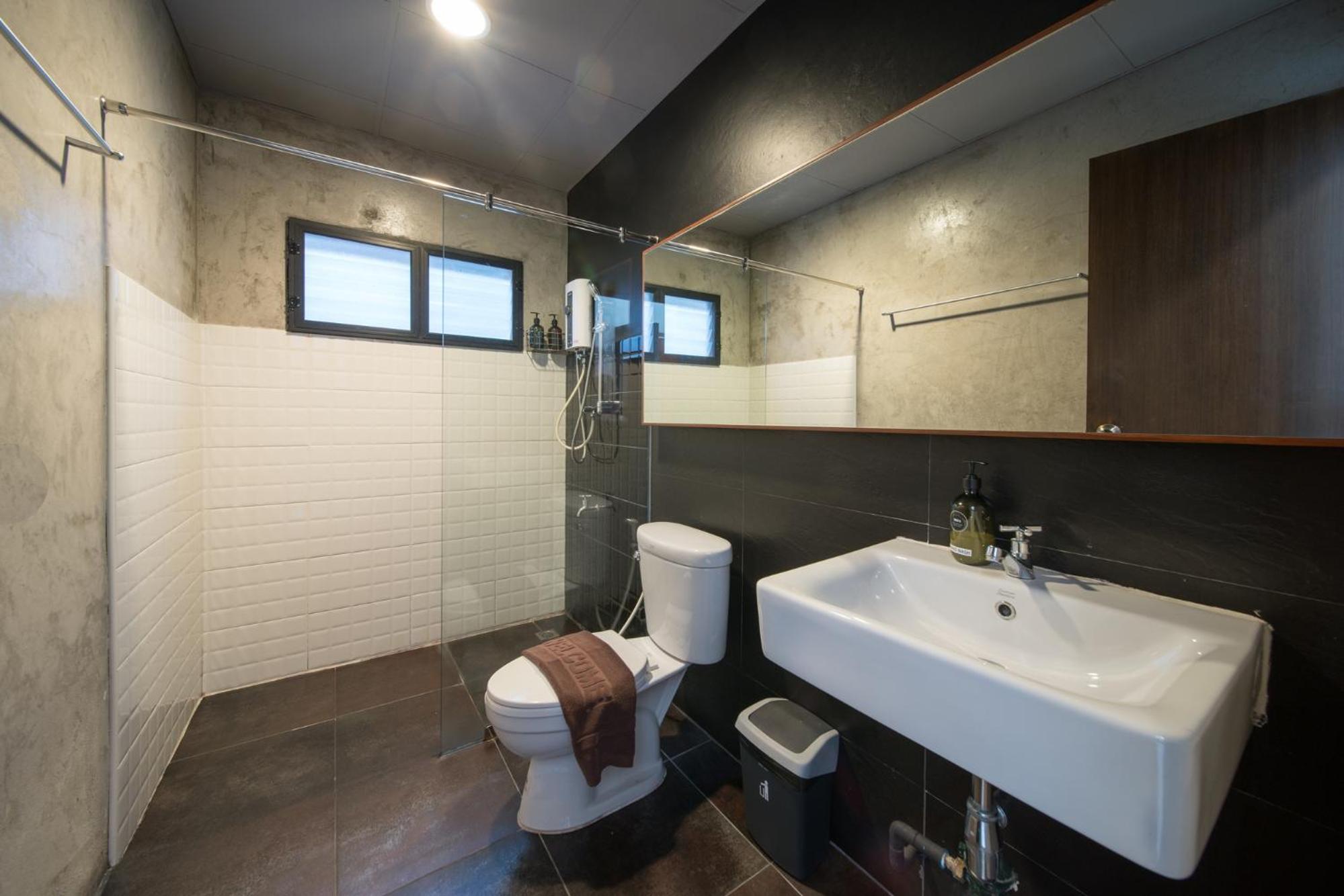 Standard Twin Room - Photo 2