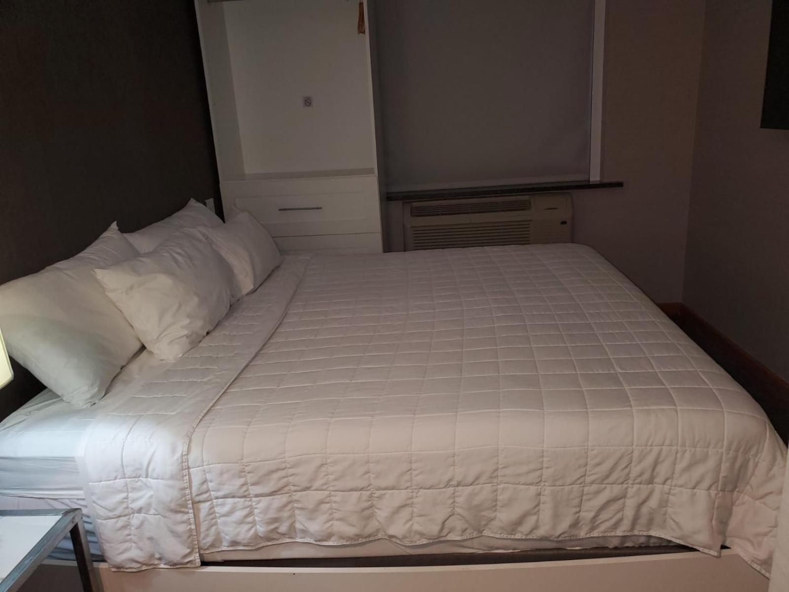 Standard King Room - Non-Smoking  photo 1
